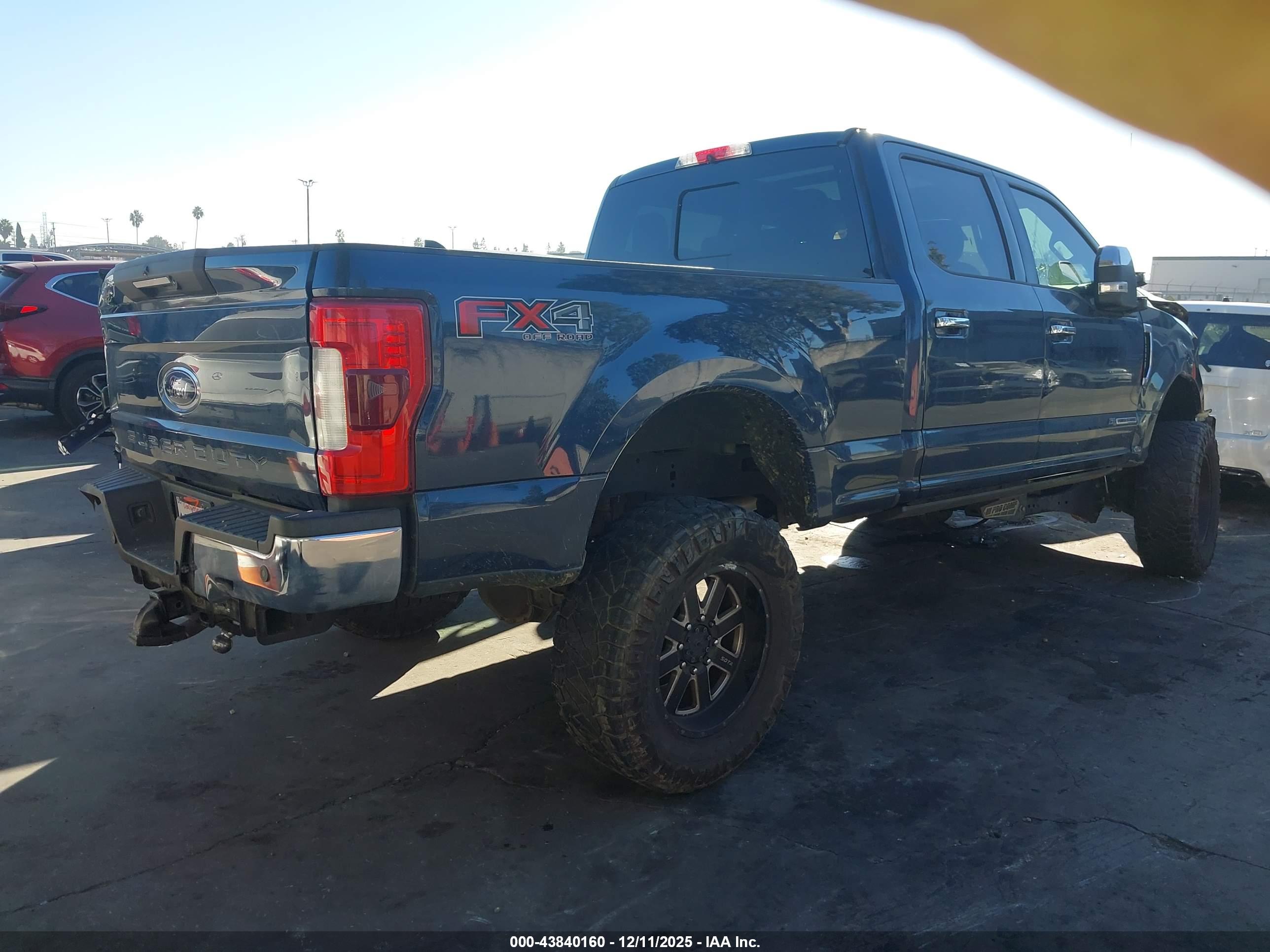 FORD F-250 image 4