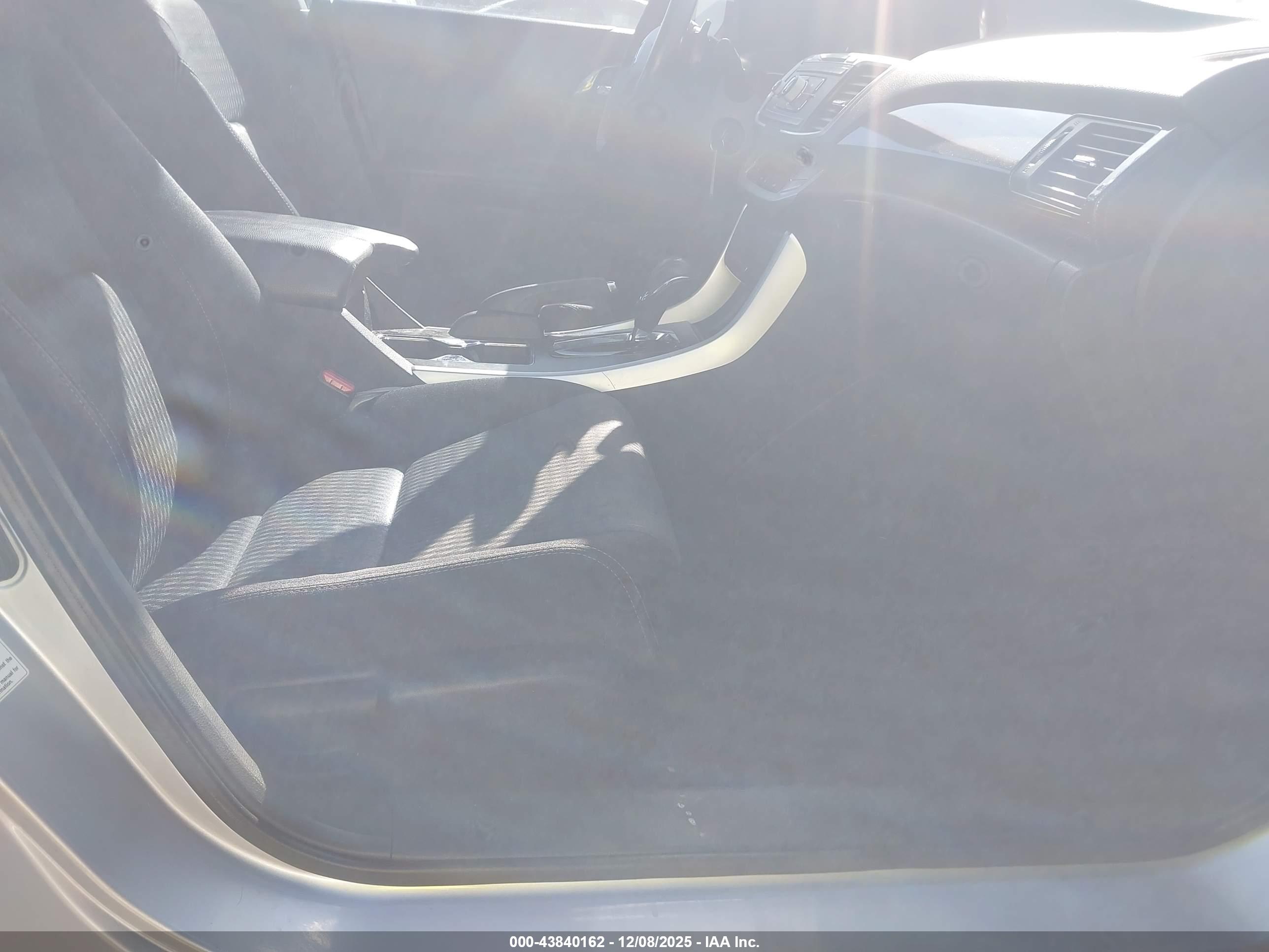 HONDA ACCORD image 5