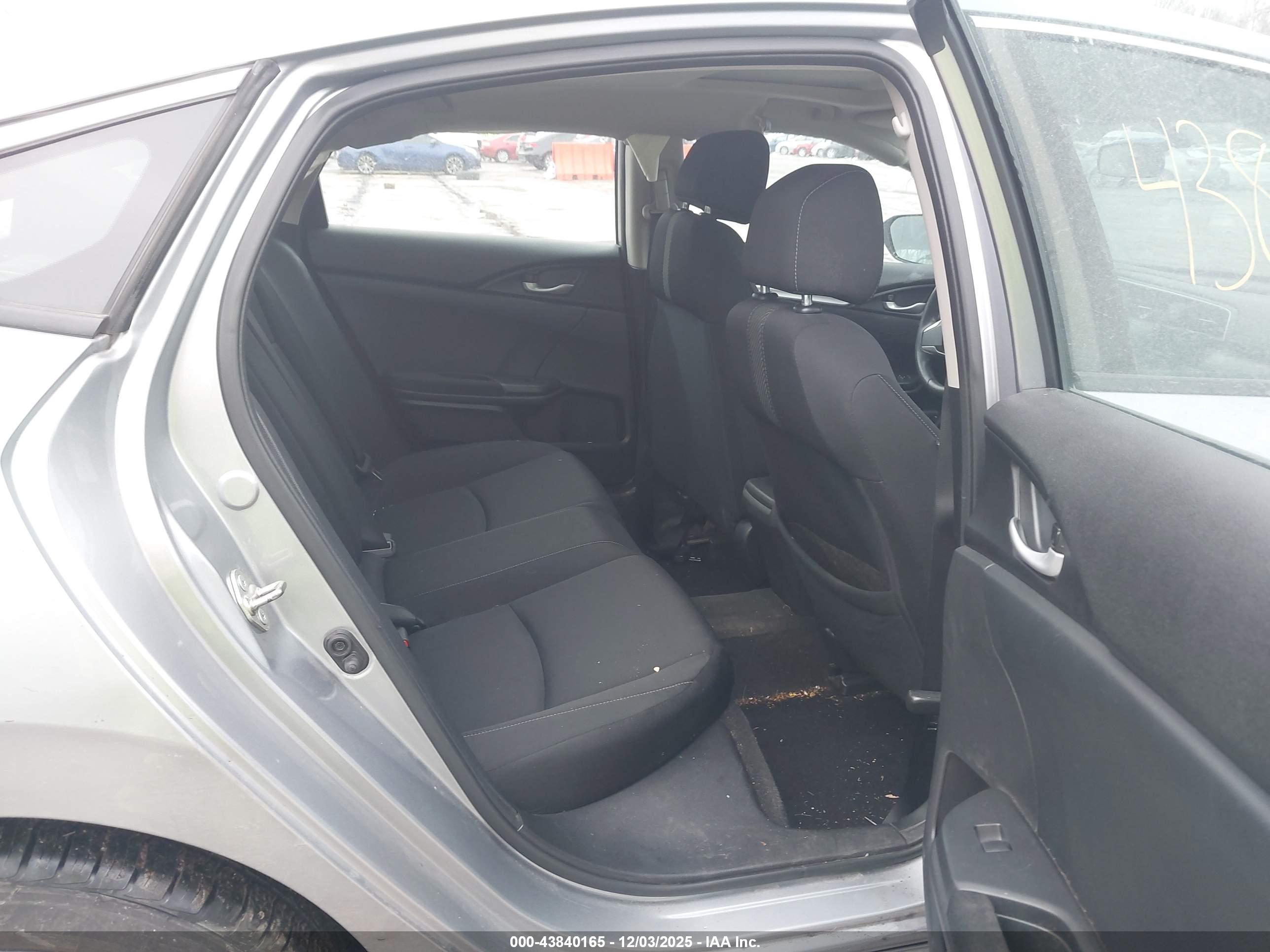 HONDA CIVIC image 8