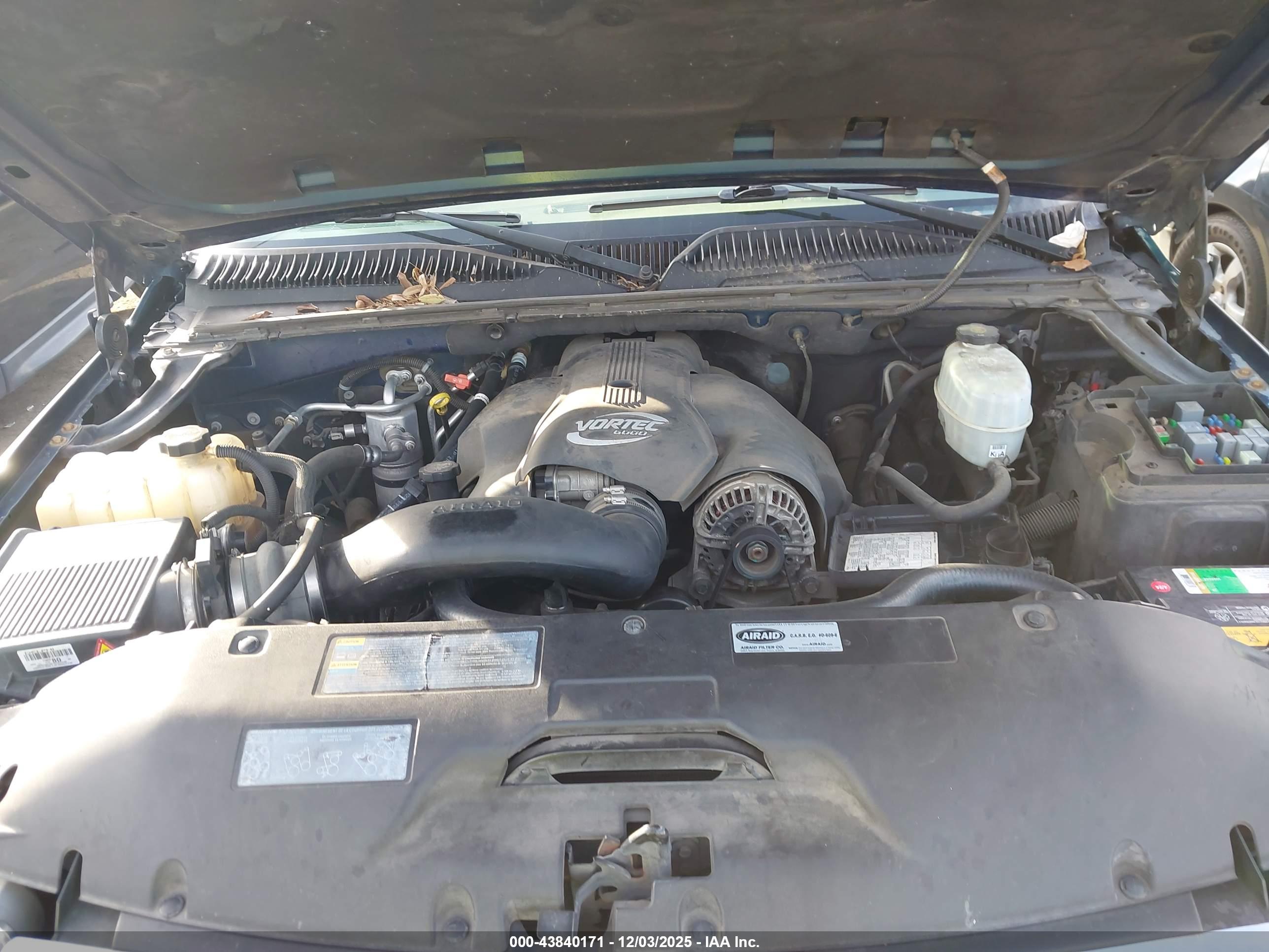 GMC YUKON image 10