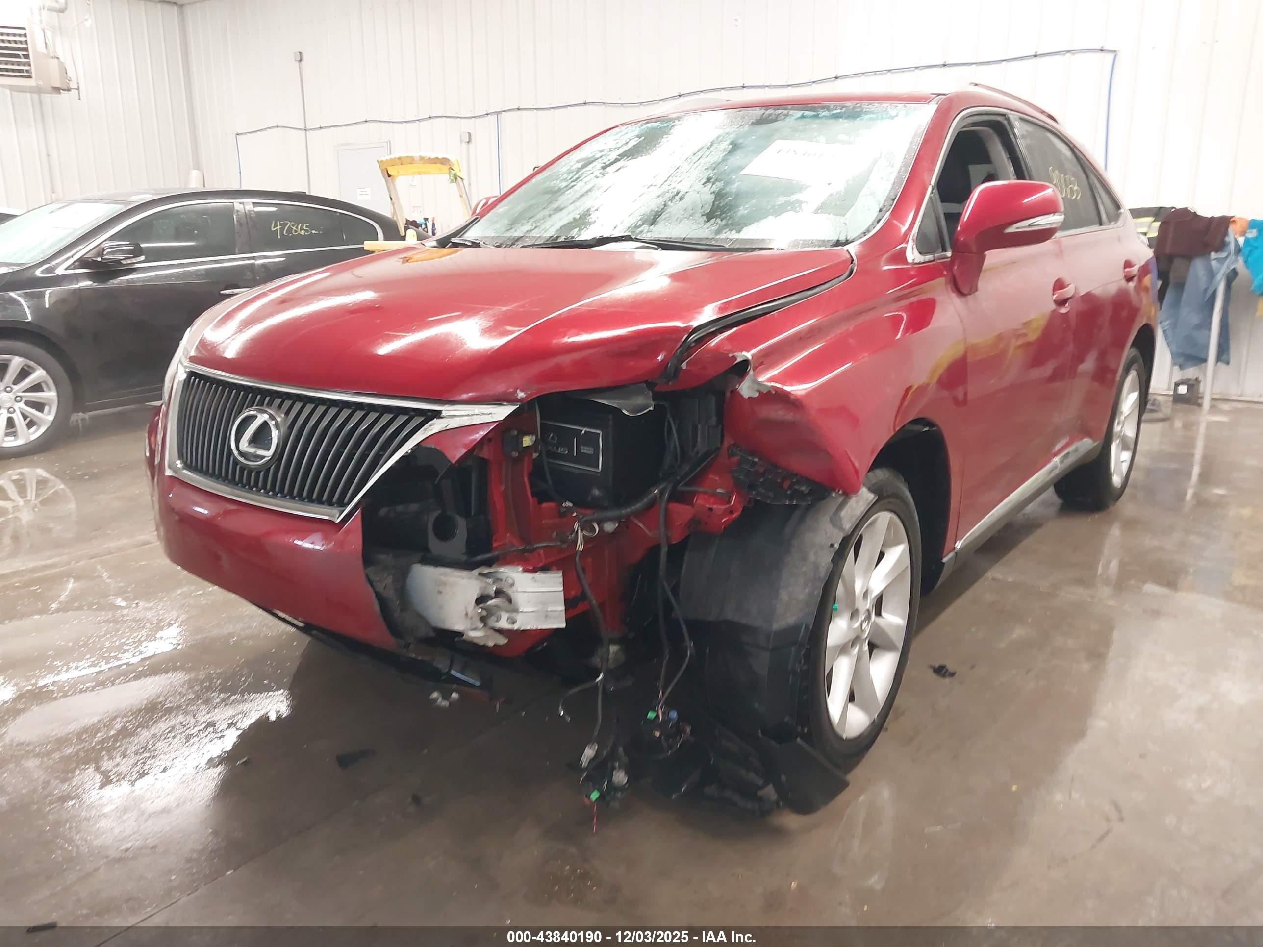 LEXUS RX image 2