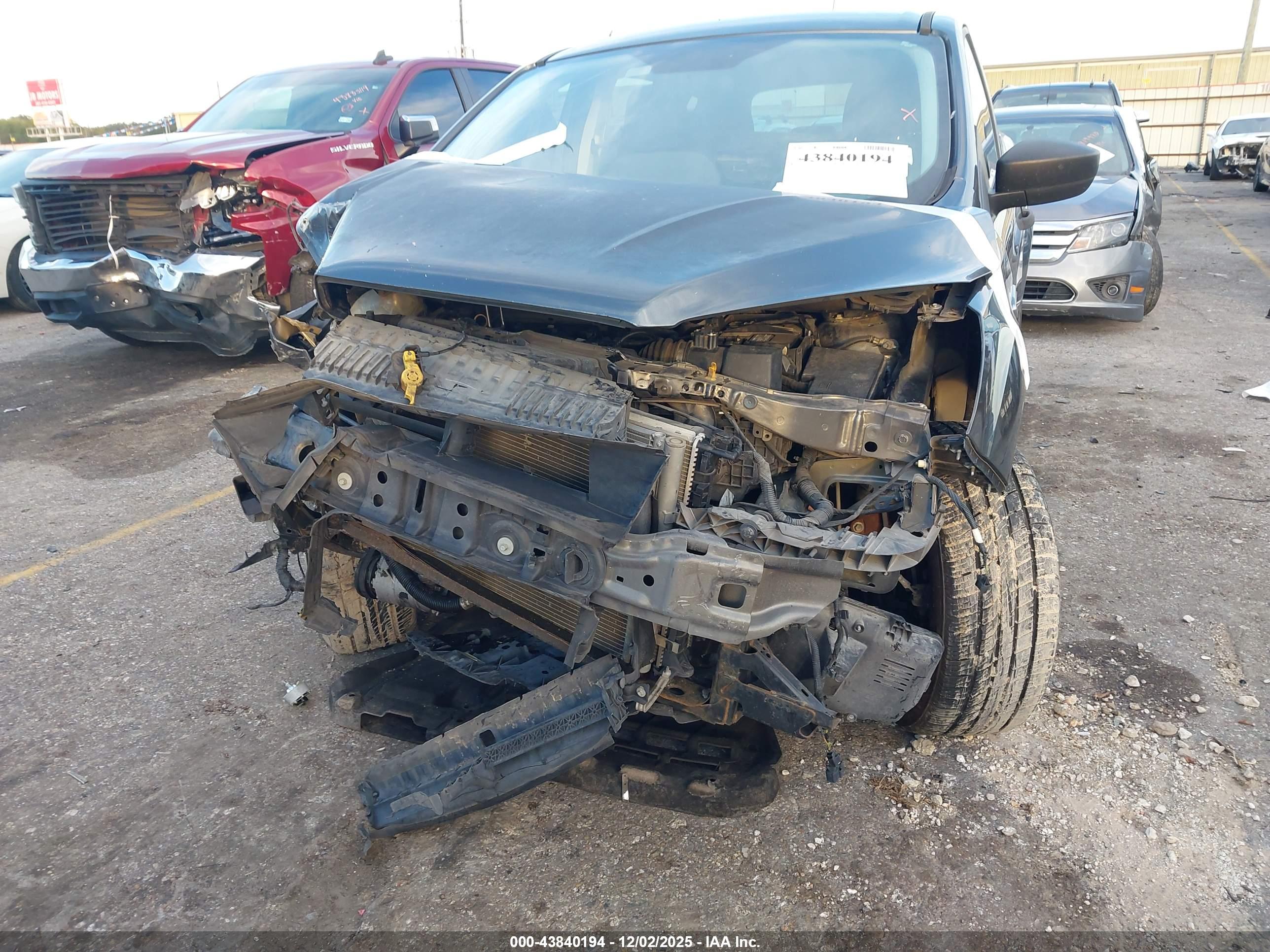 FORD ESCAPE image 6