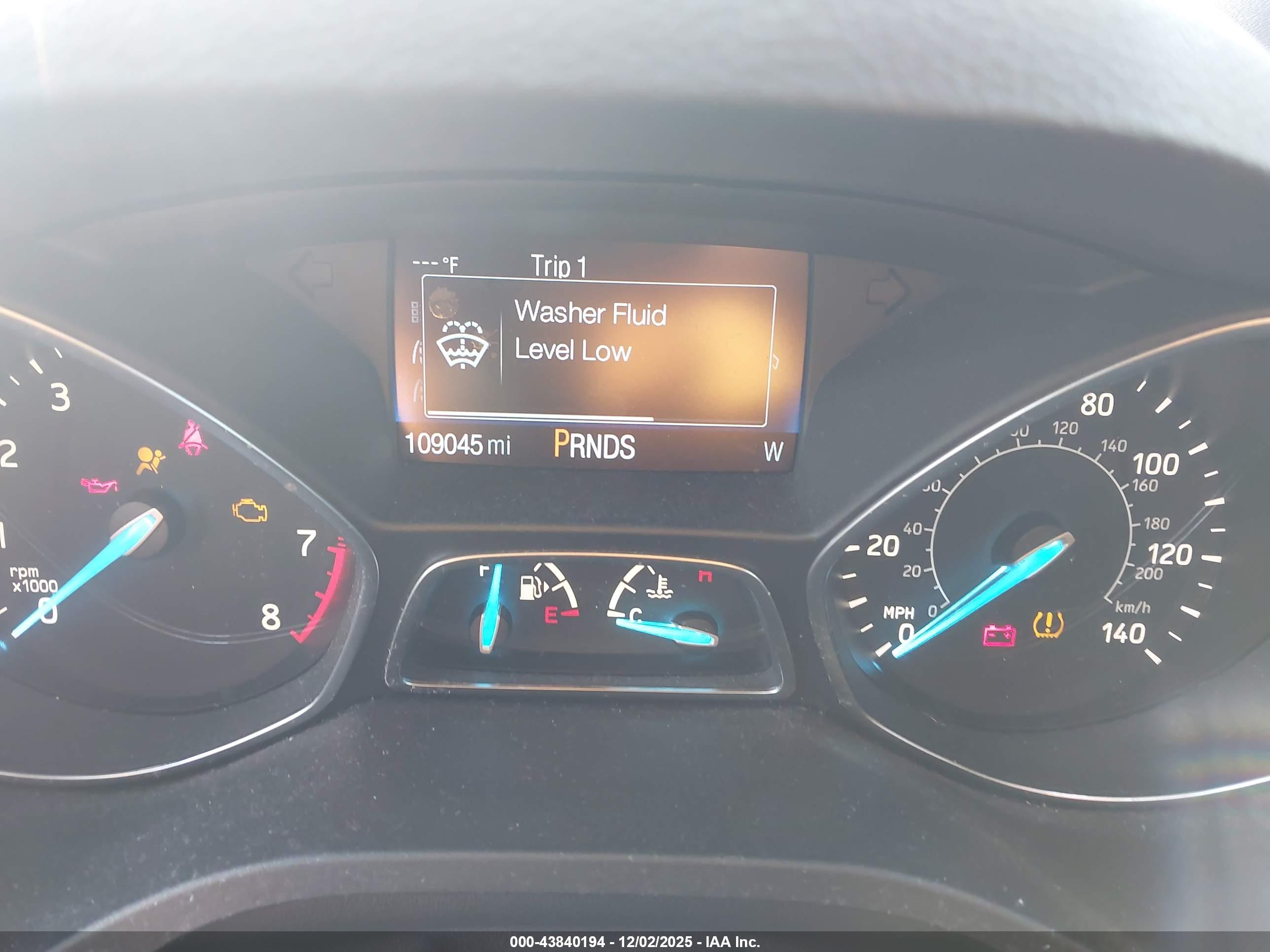 FORD ESCAPE image 7