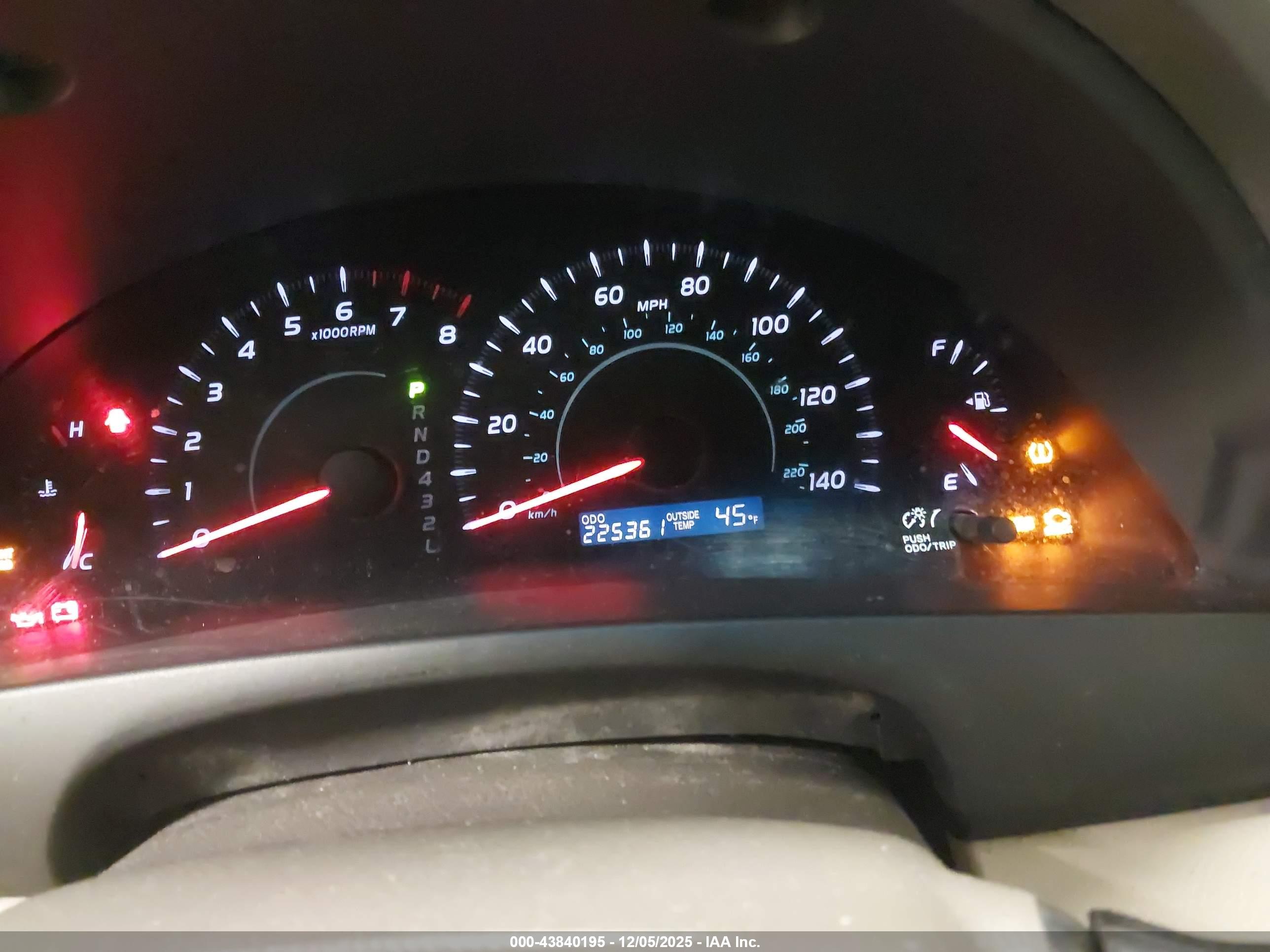 TOYOTA CAMRY image 7