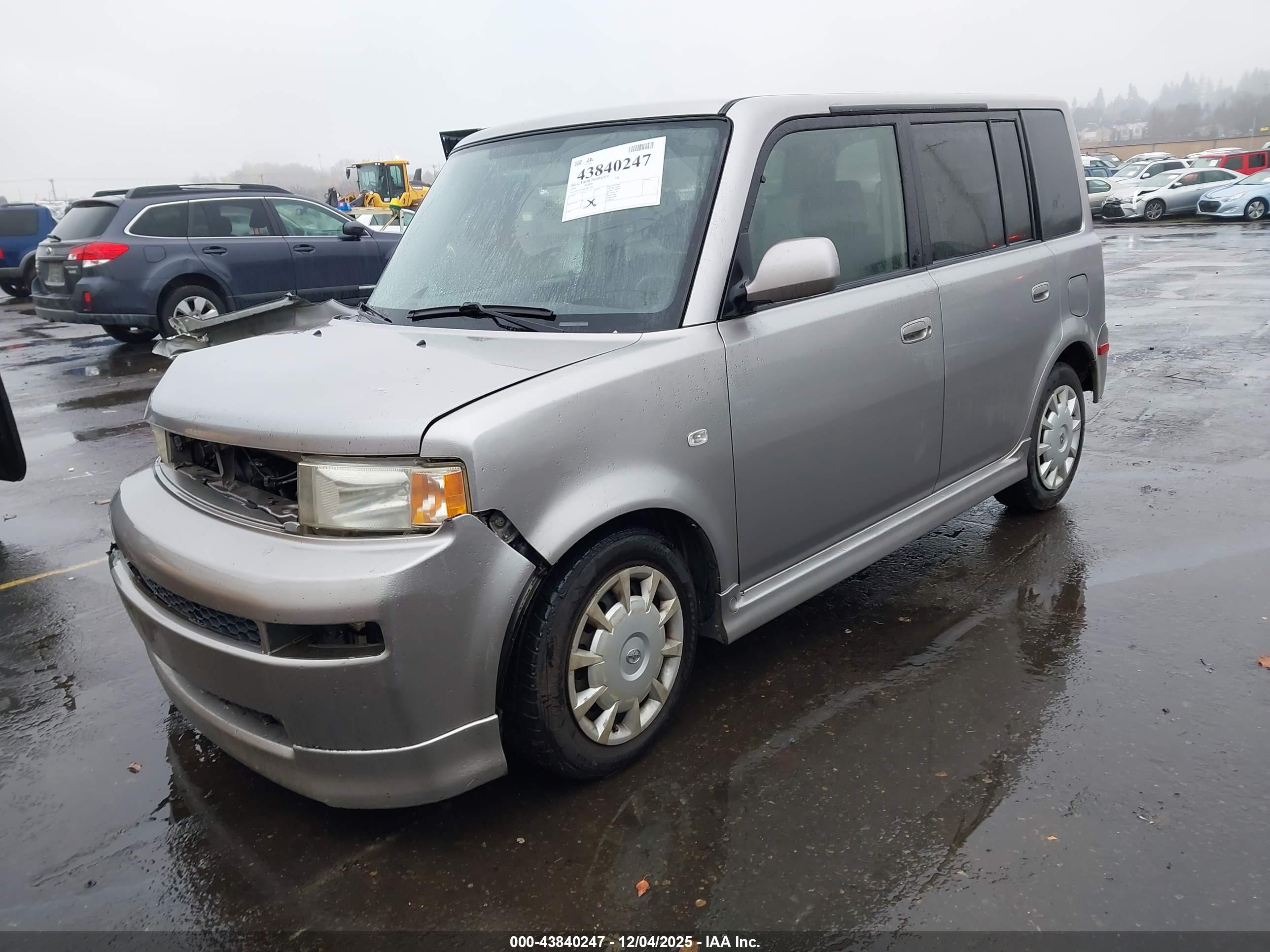 SCION XB image 2