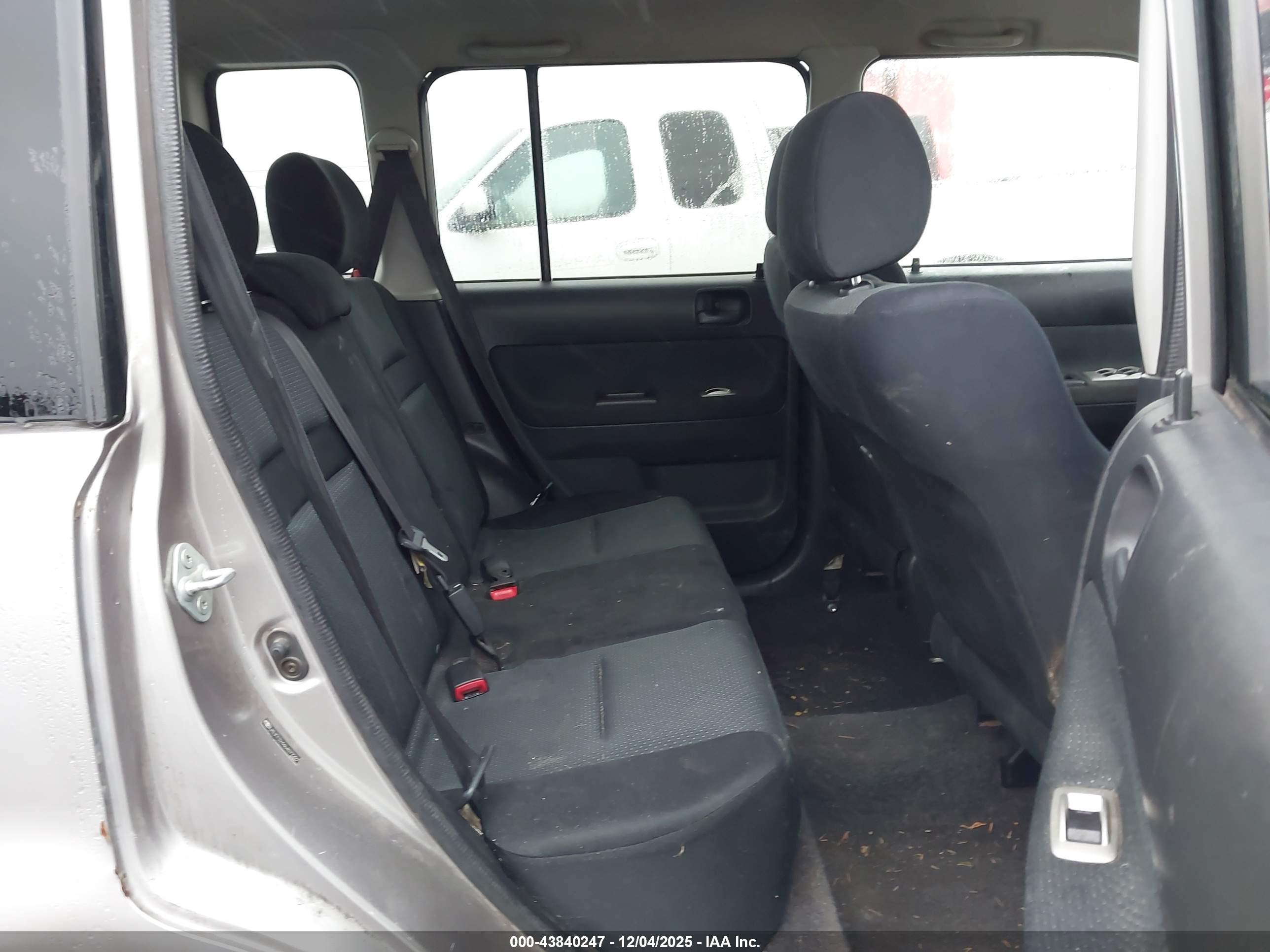 SCION XB image 8
