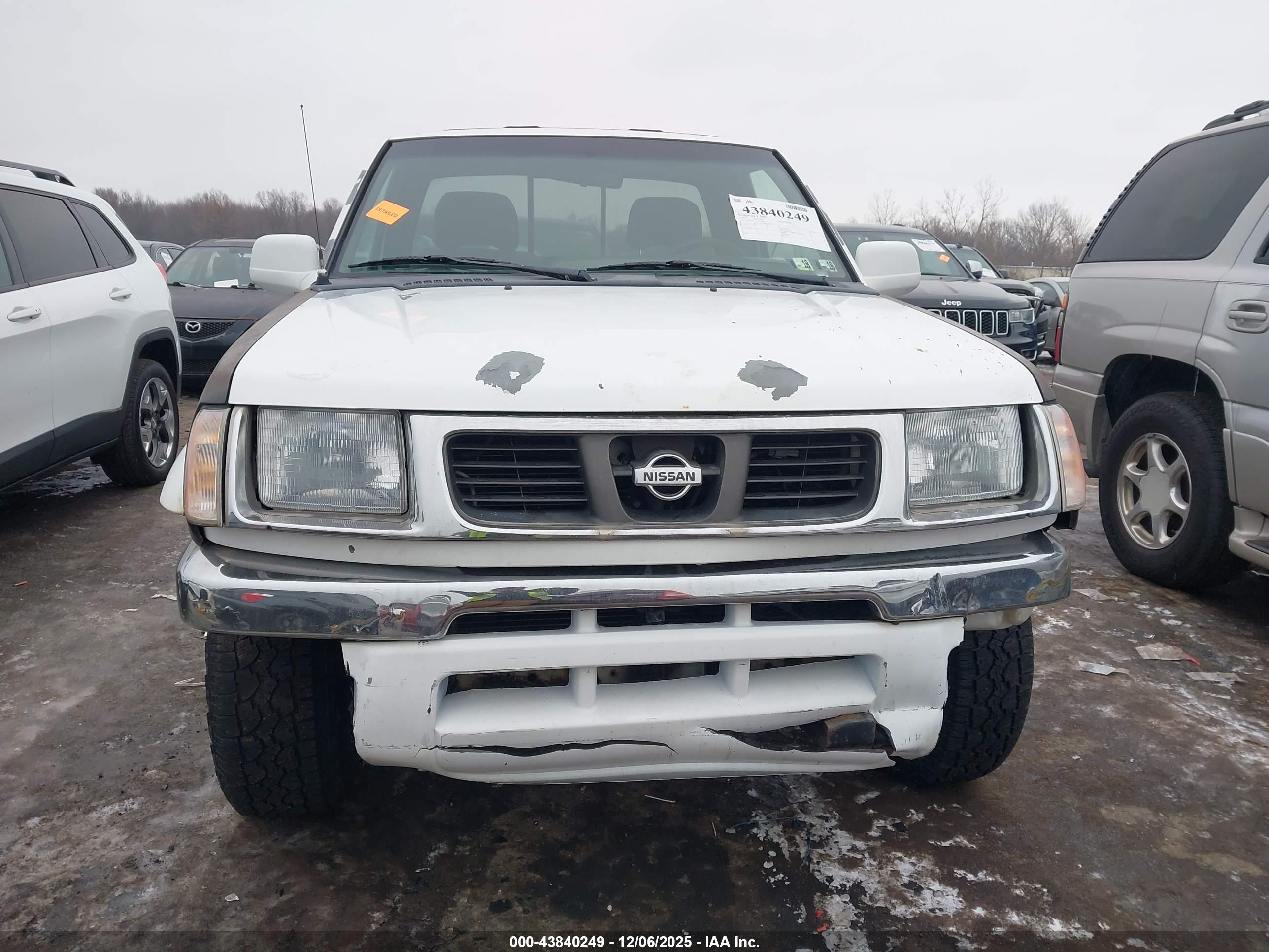NISSAN FRONTIER image 6