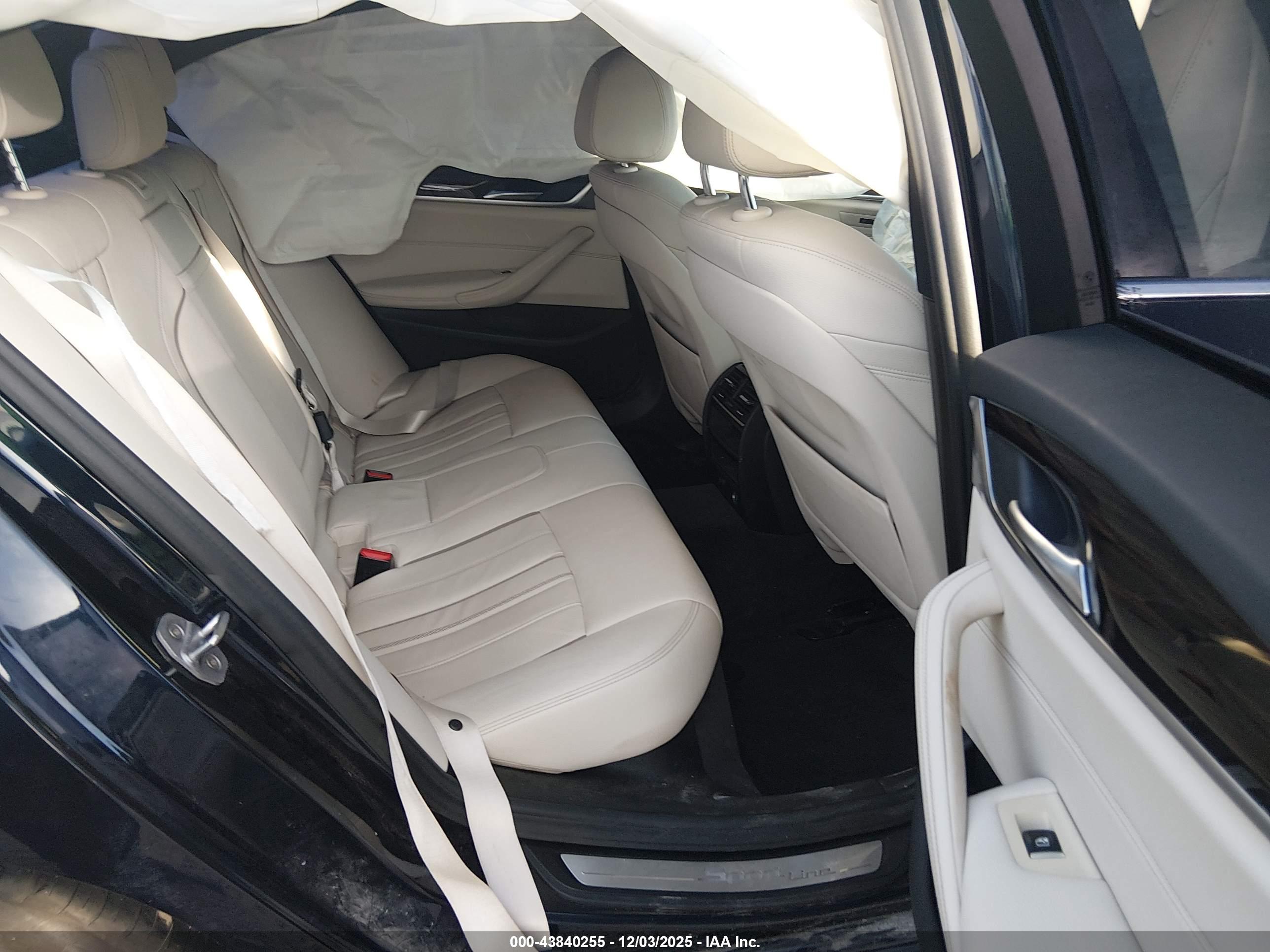 BMW 530I image 8
