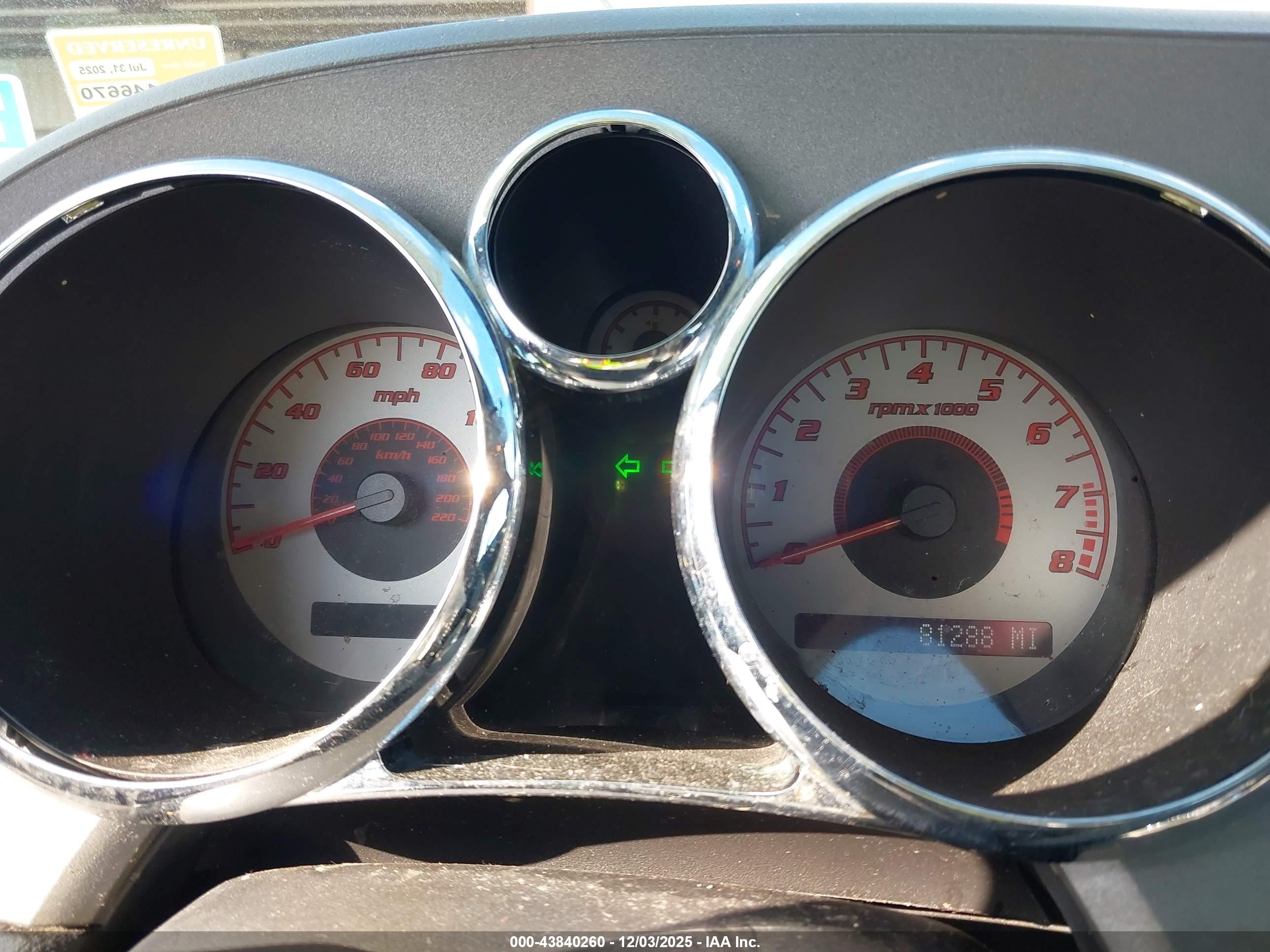 PONTIAC SOLSTICE image 7