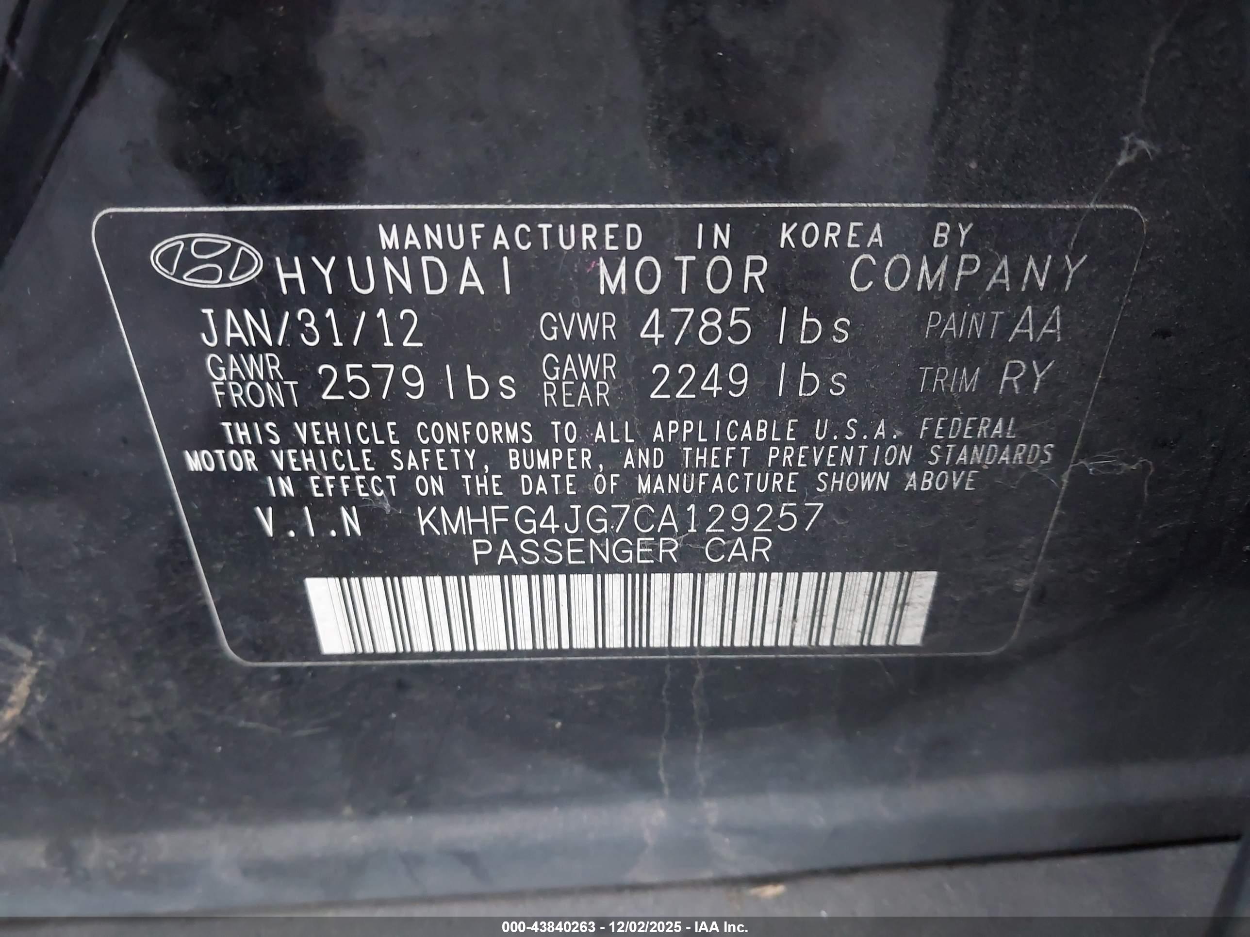 HYUNDAI AZERA image 9