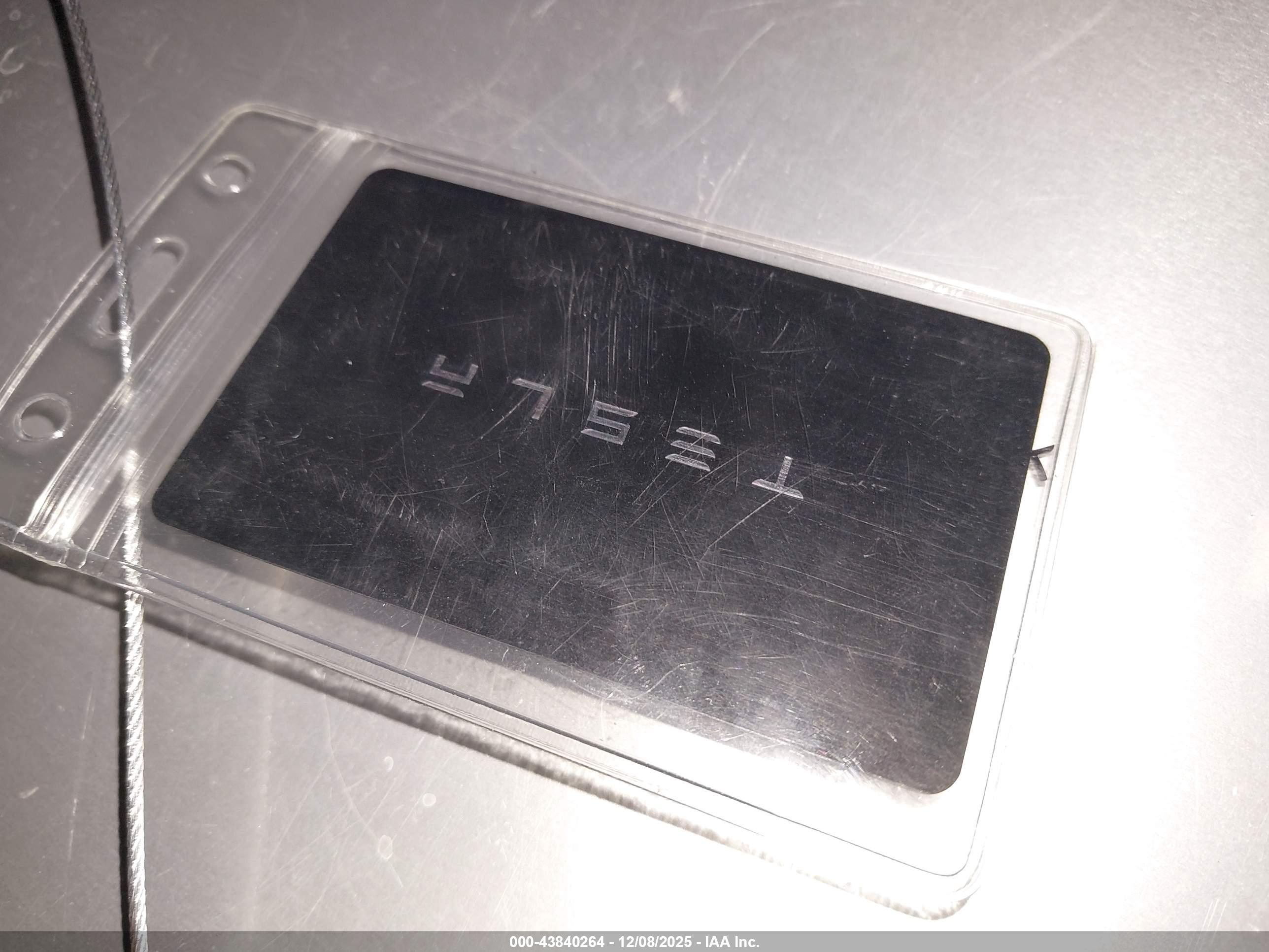 TESLA MODEL image 11