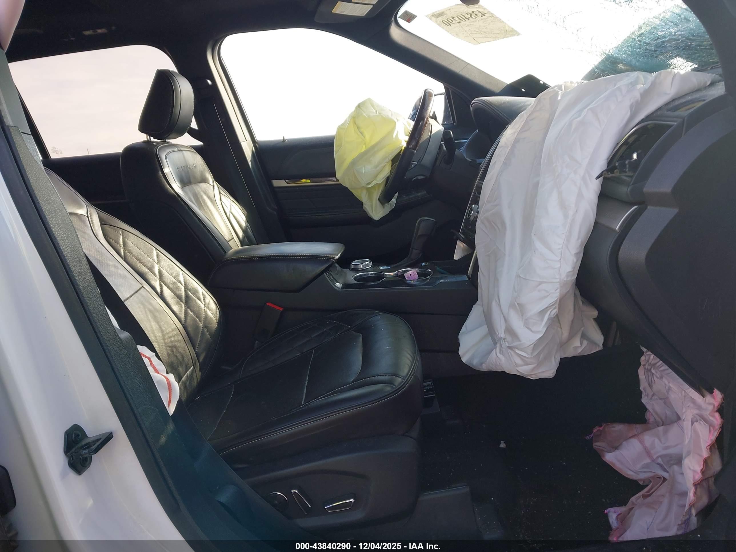 FORD EXPLORER image 5