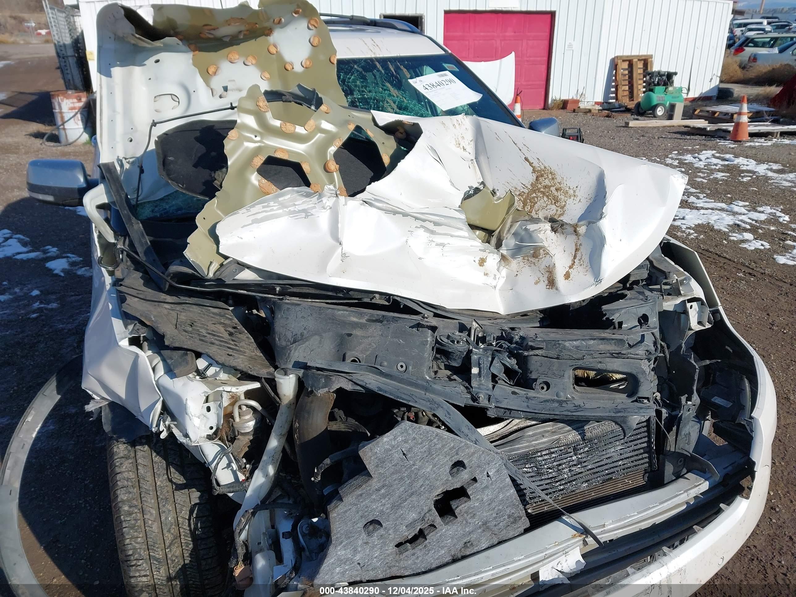 FORD EXPLORER image 6
