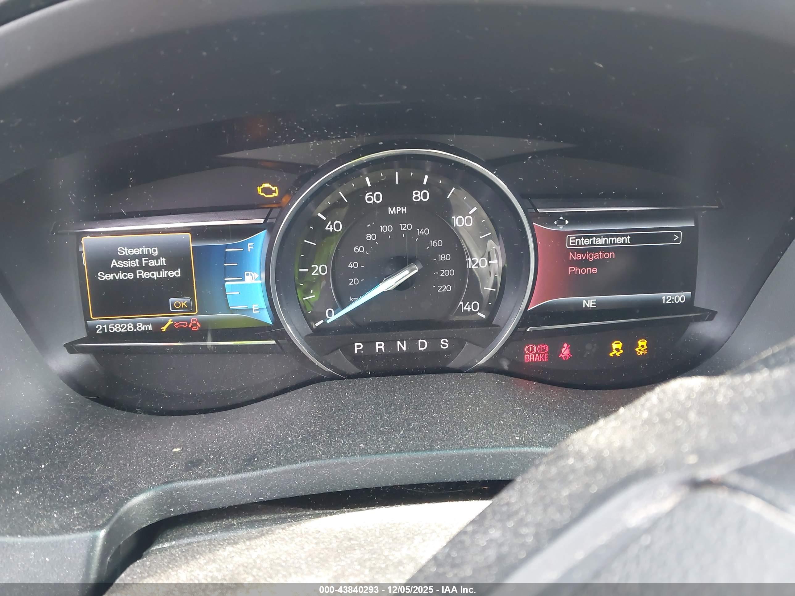 FORD EXPLORER image 7