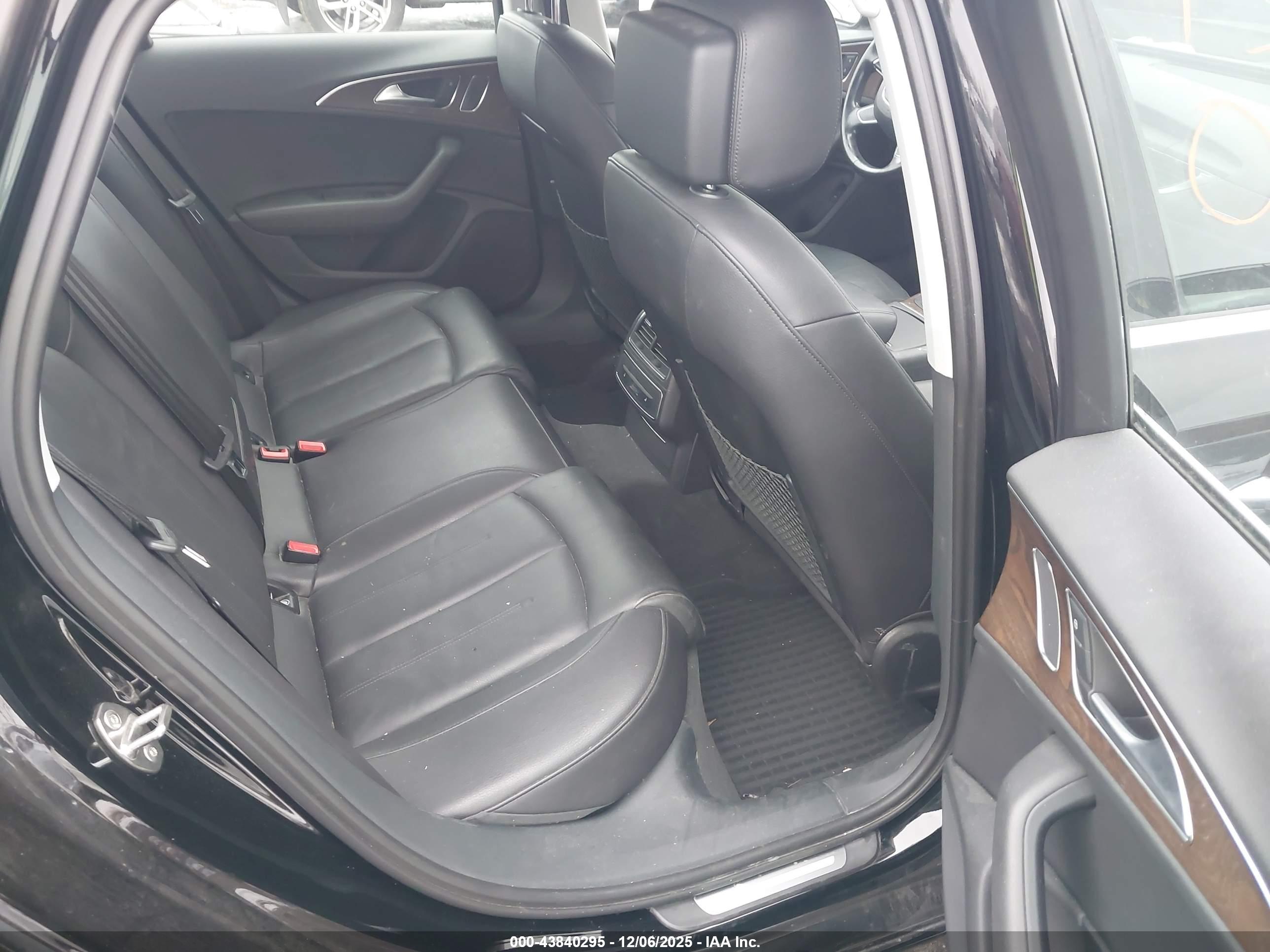 AUDI A6 image 8