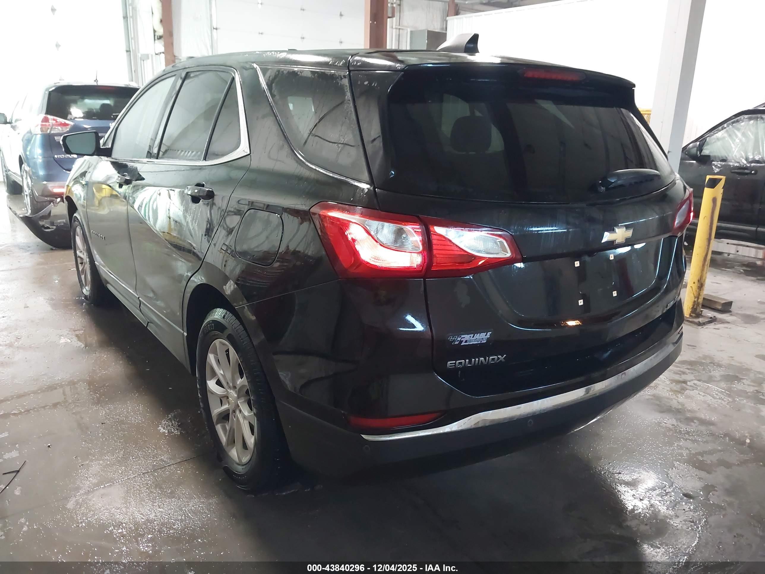 CHEVROLET EQUINOX image 3