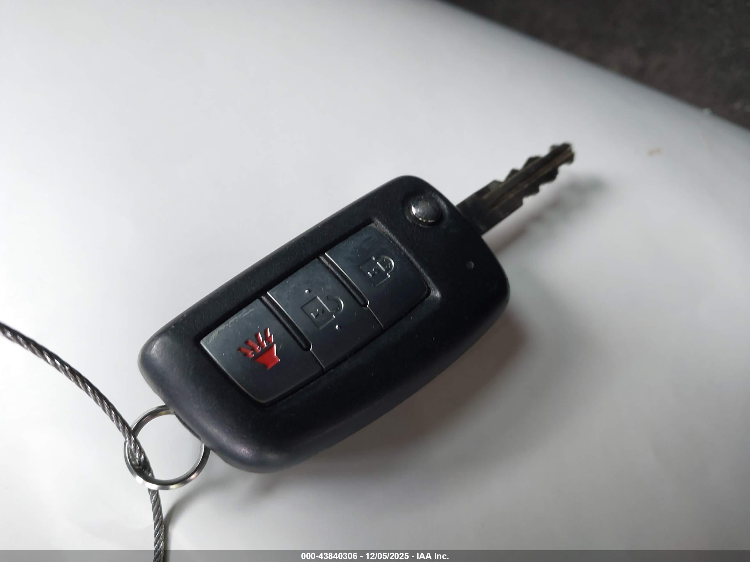 NISSAN ROGUE image 11