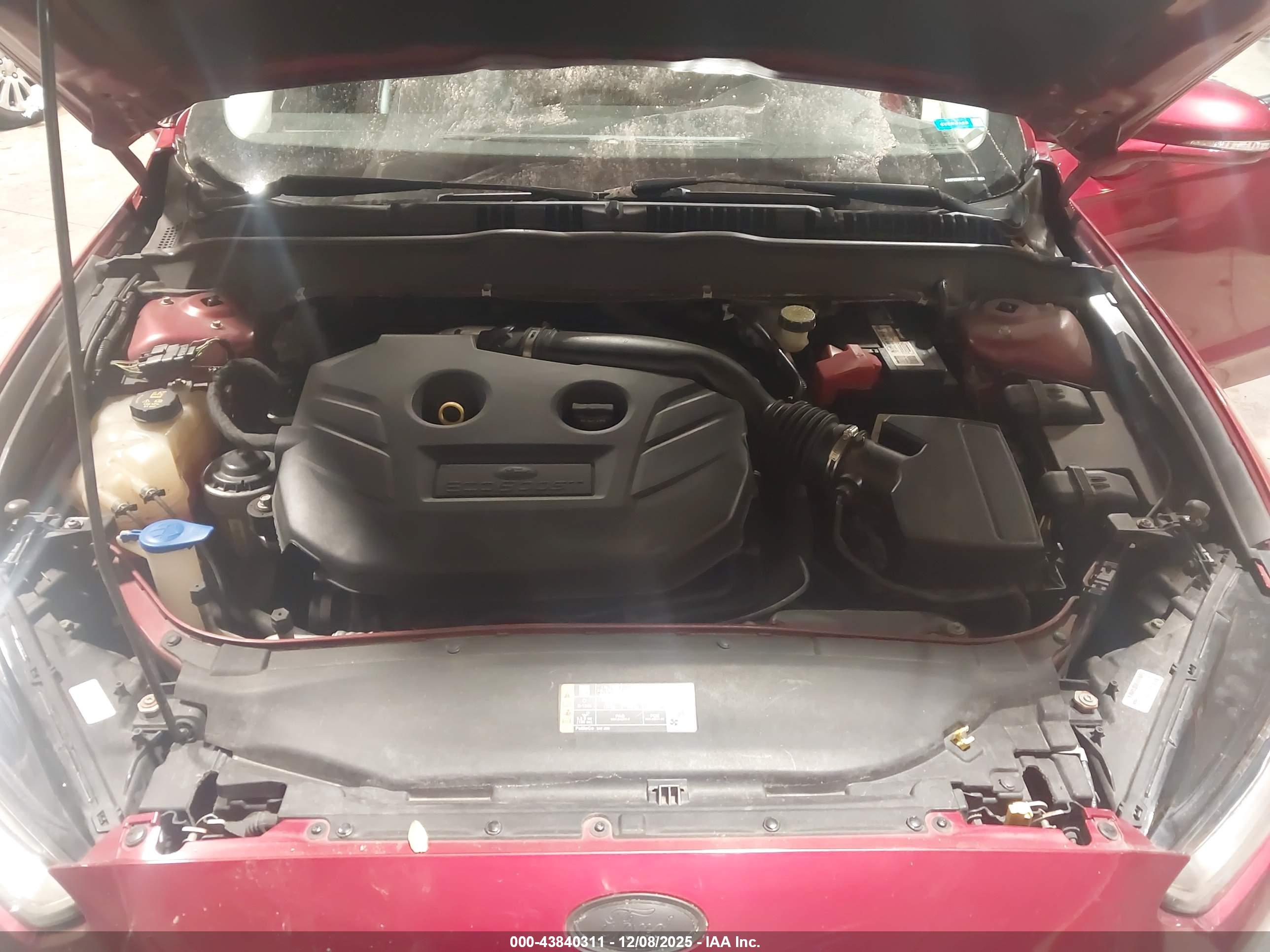 FORD FUSION image 10