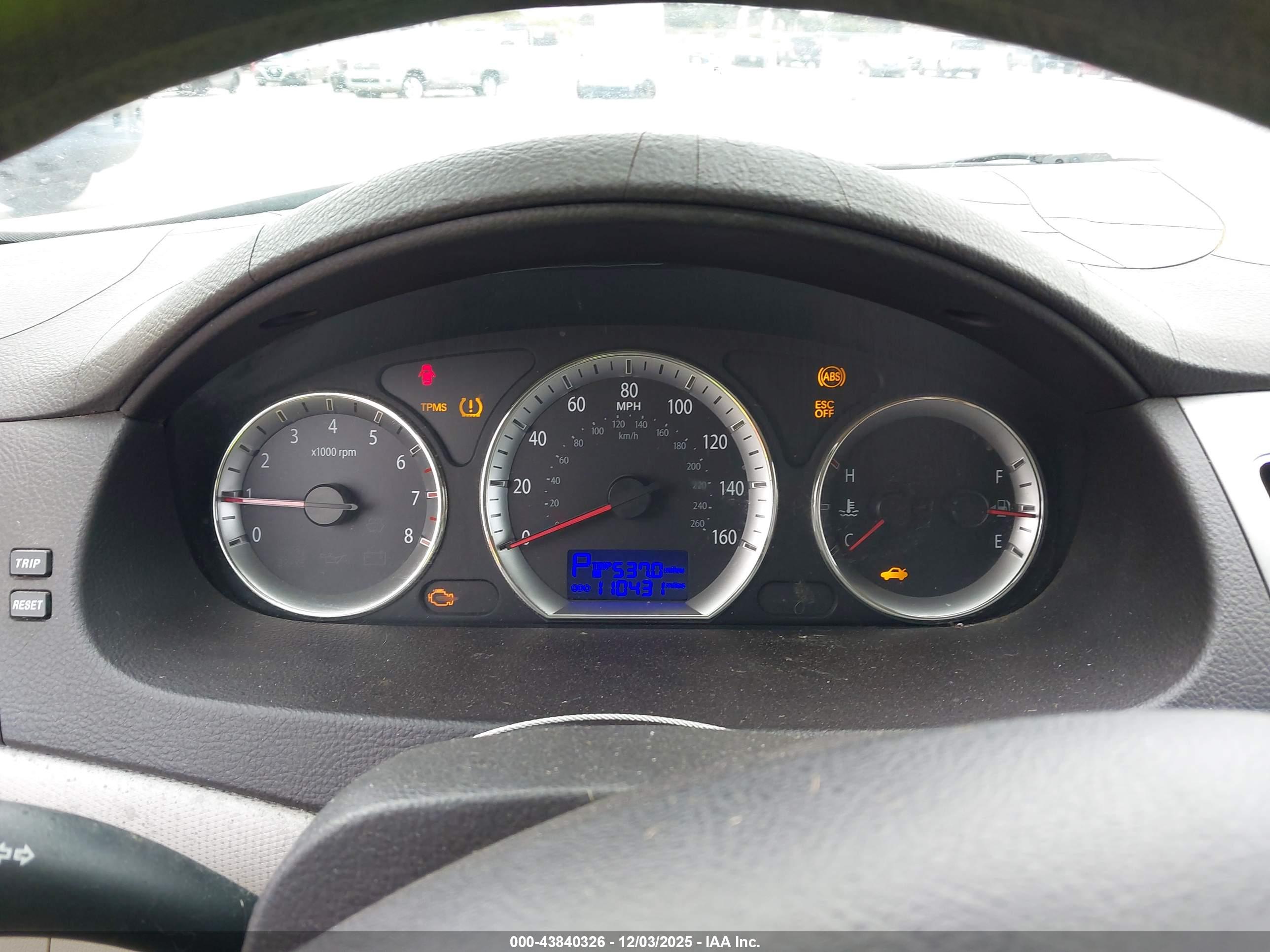 HYUNDAI SONATA image 7