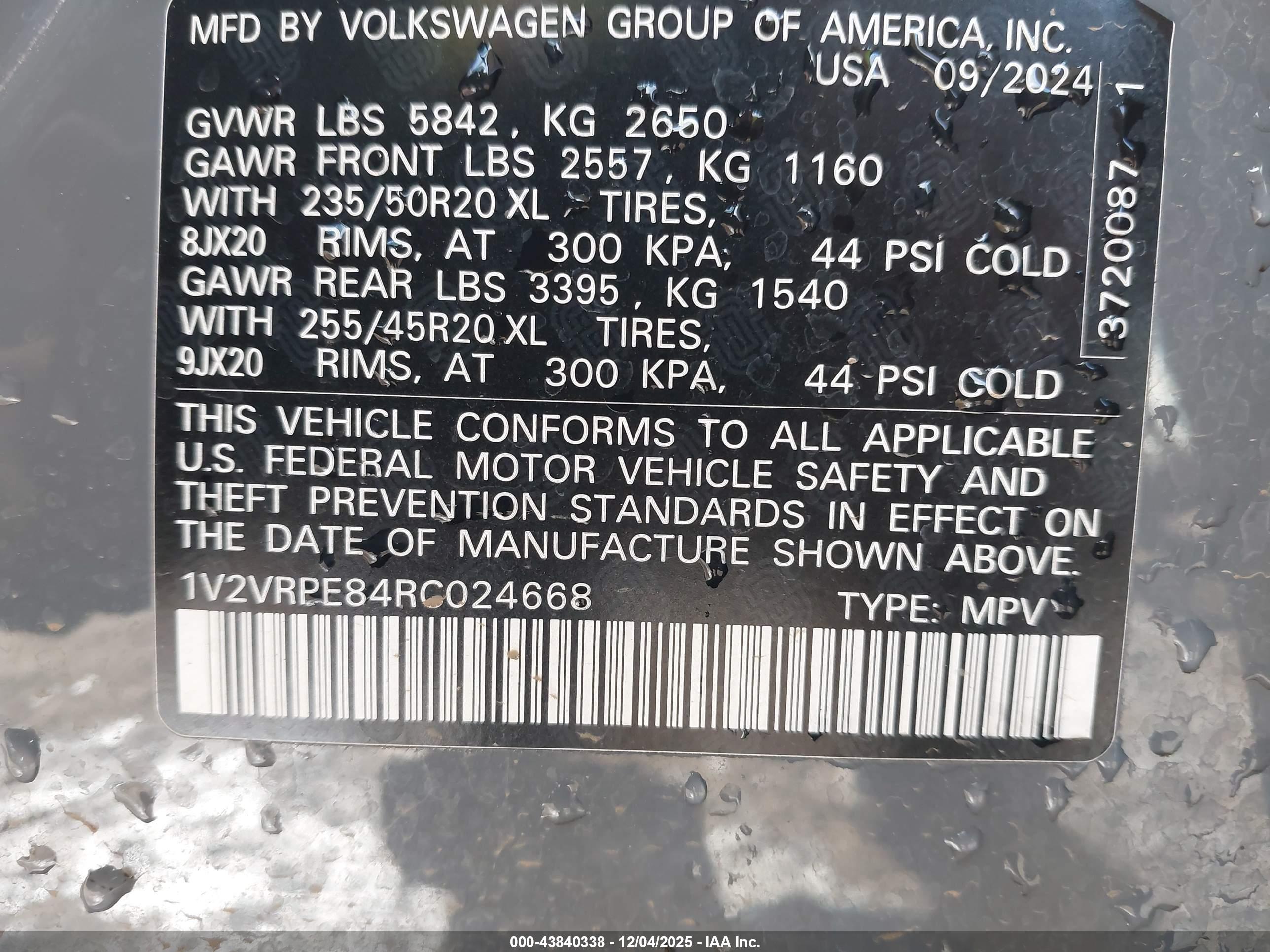 VOLKSWAGEN ID.4 image 9