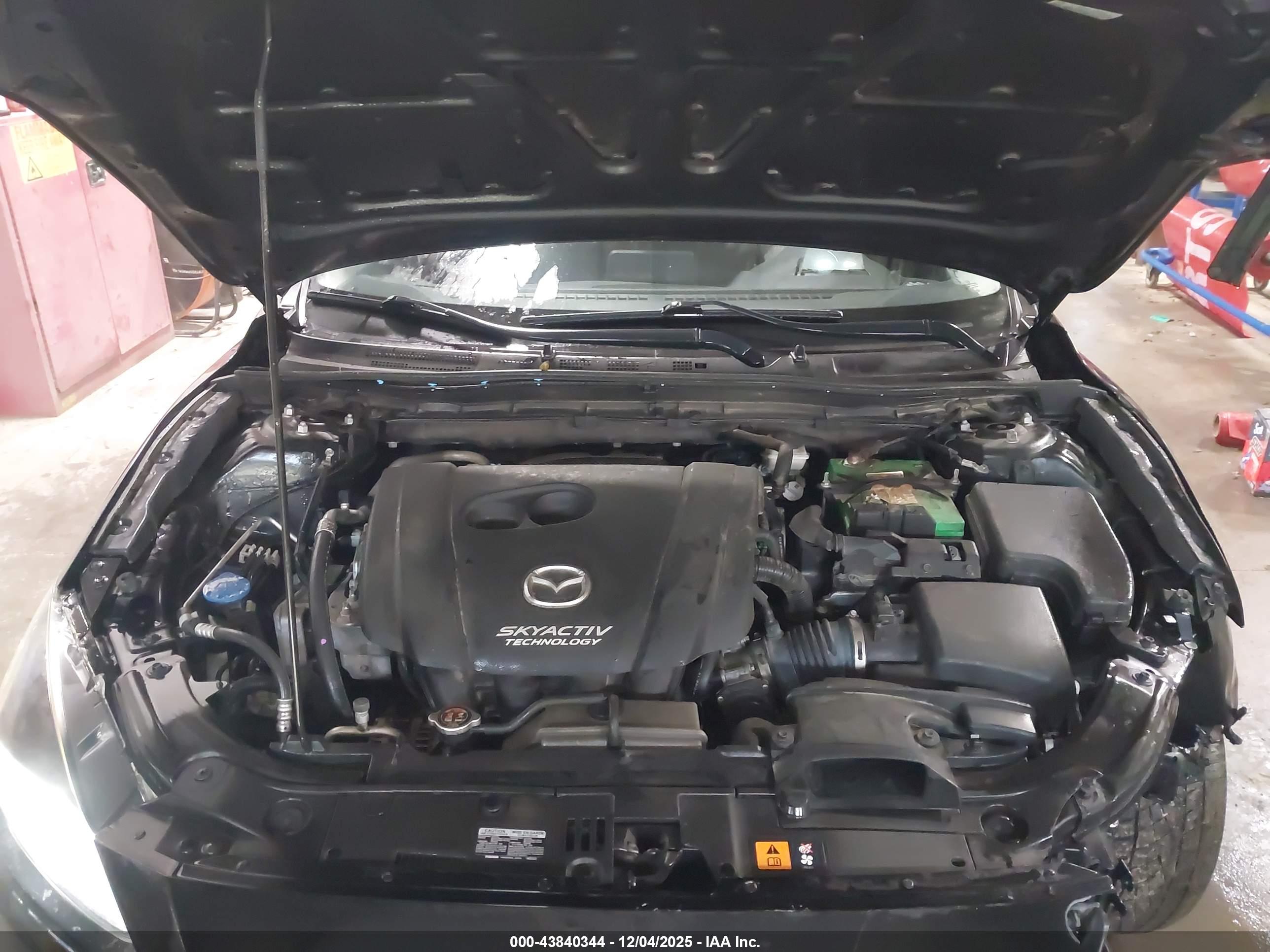 MAZDA MAZDA3 image 10