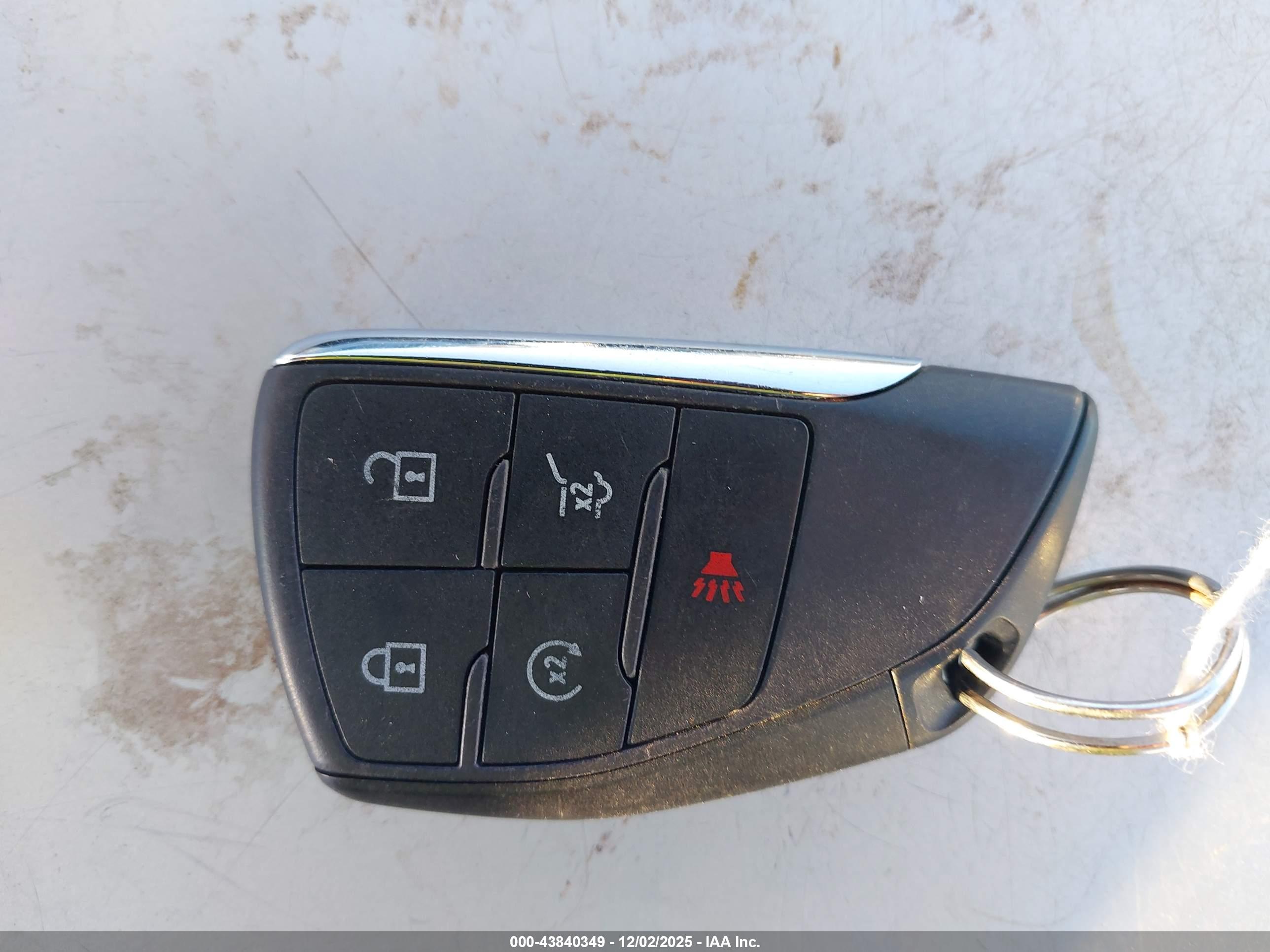 CHEVROLET EQUINOX image 11