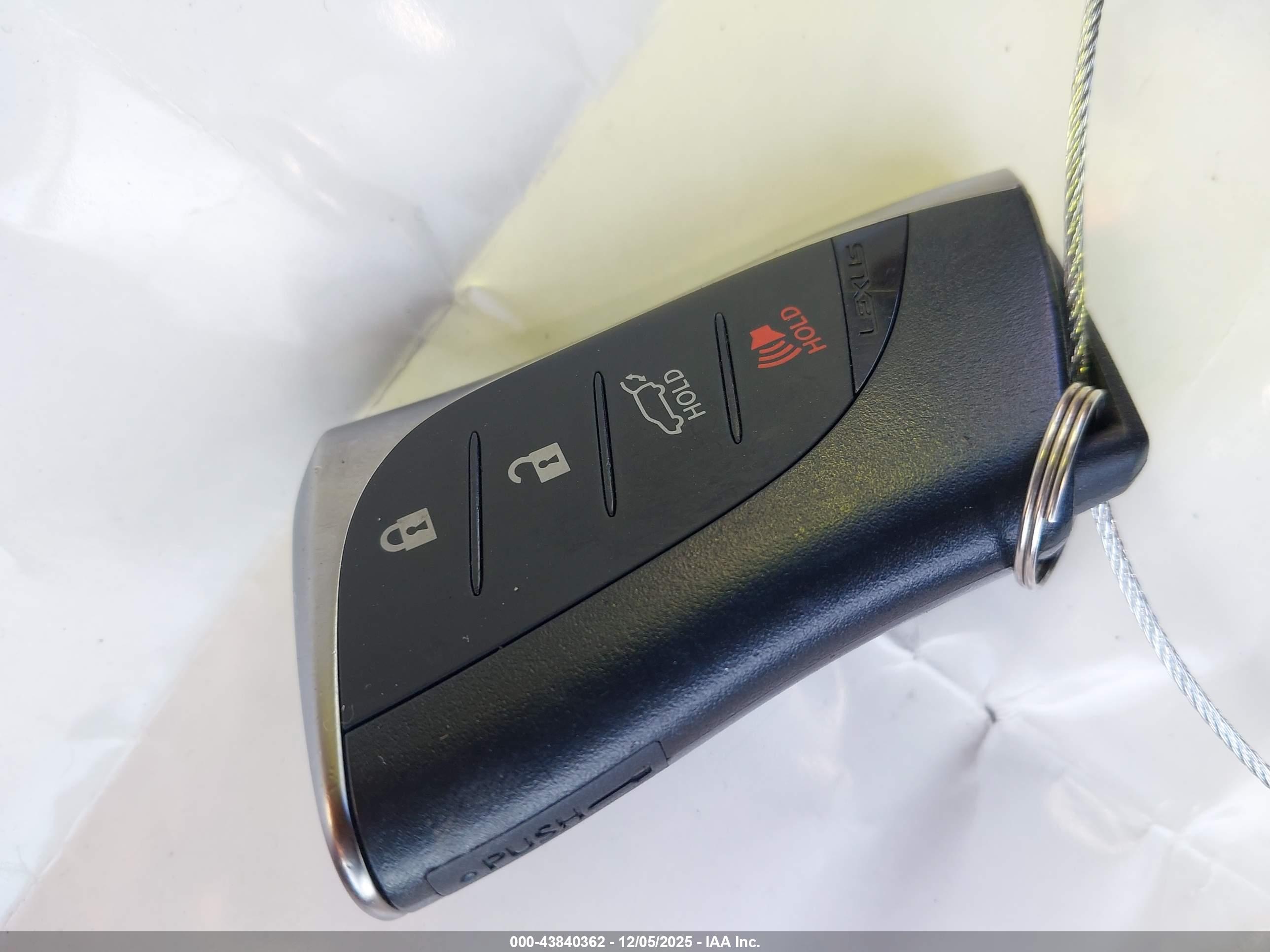 LEXUS NX image 11