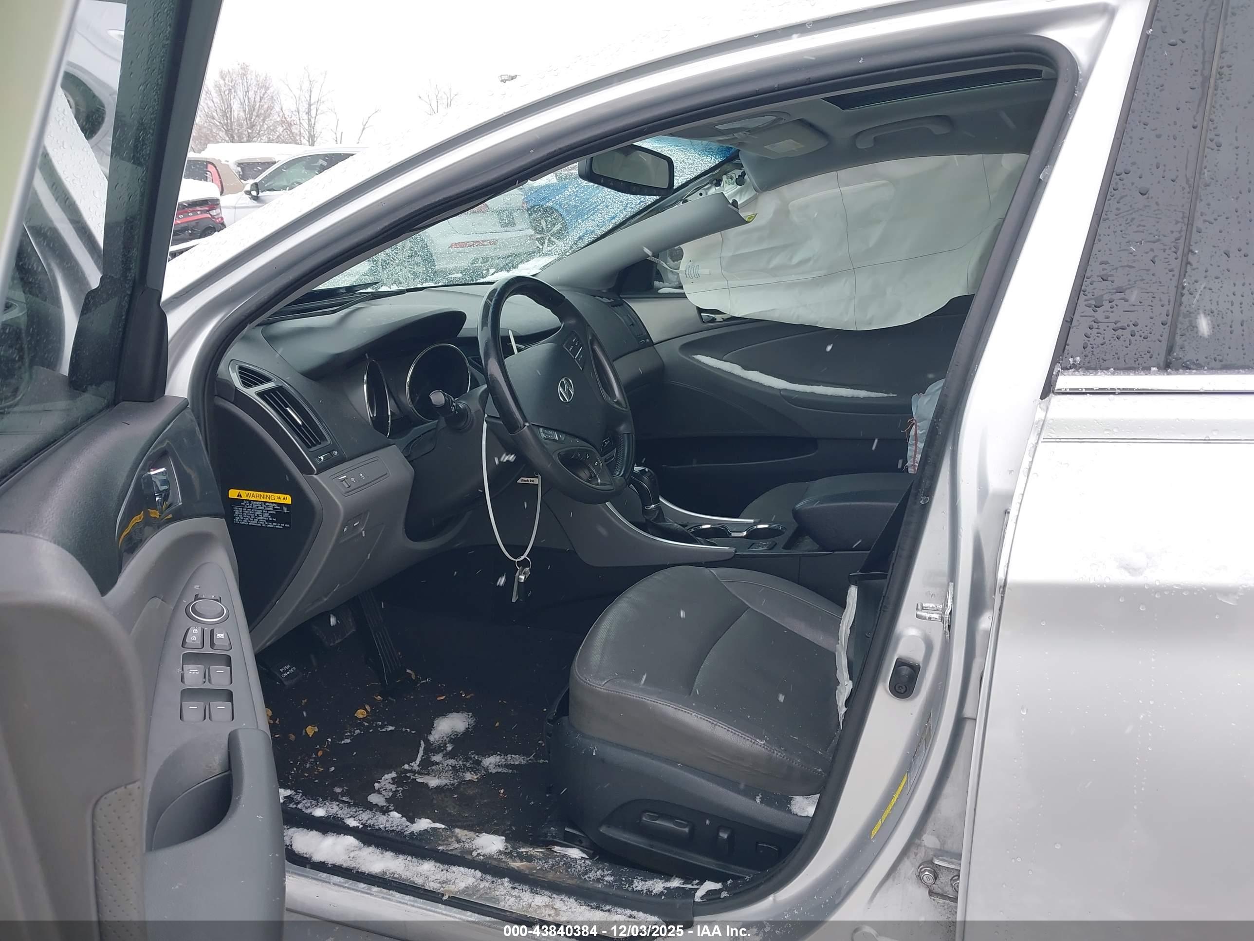 HYUNDAI SONATA image 5
