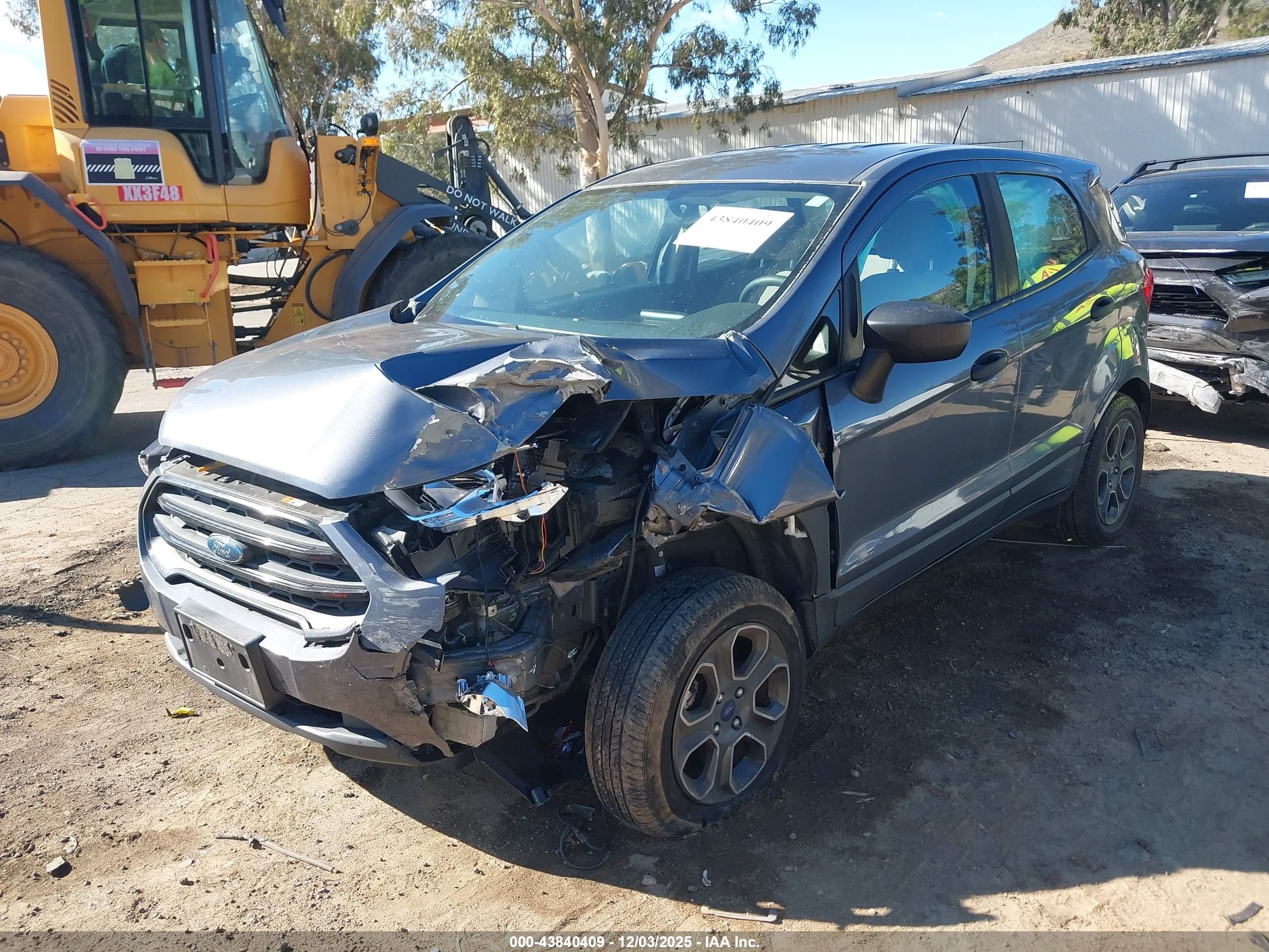 FORD ECOSPORT image 2