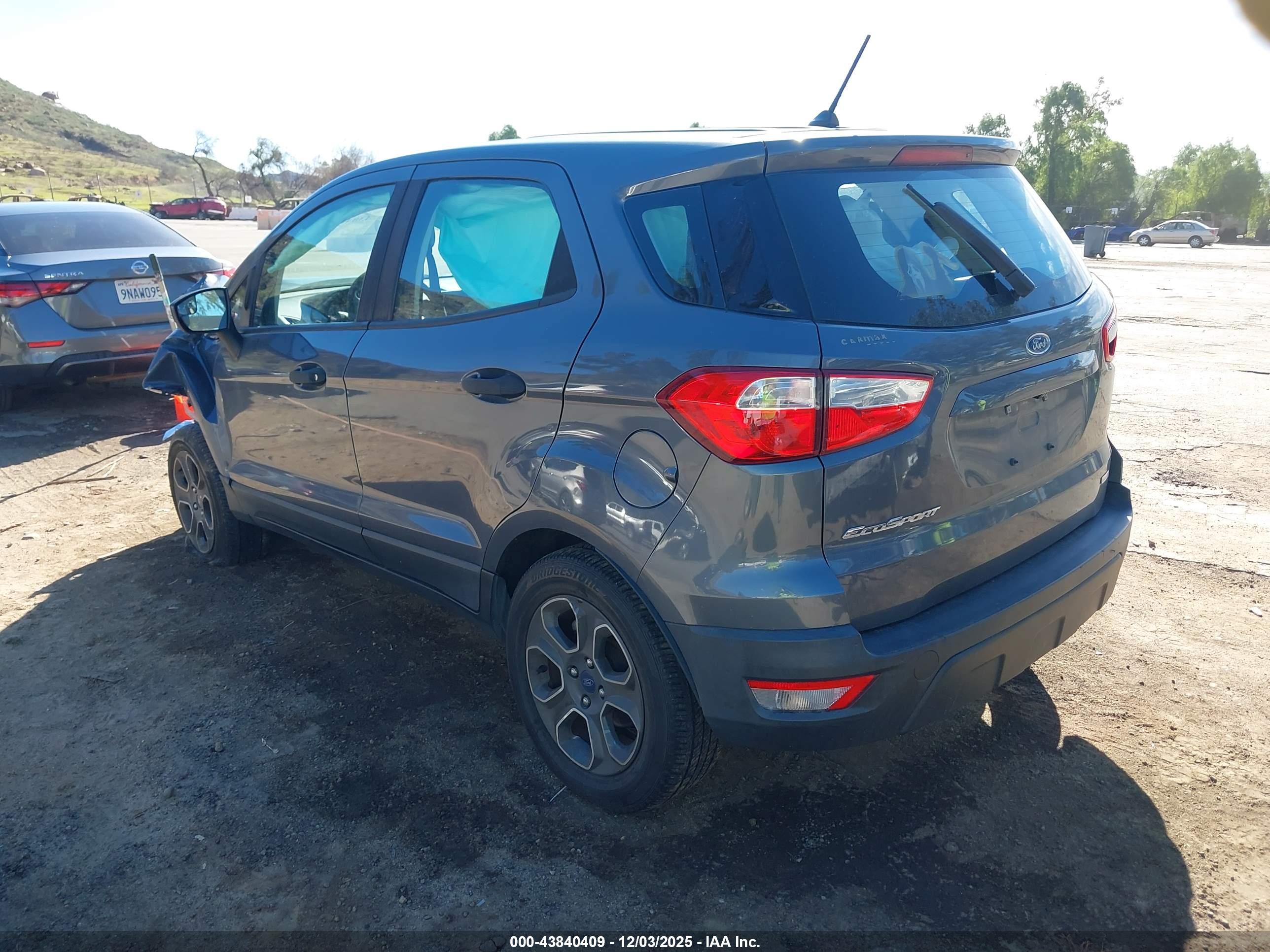 FORD ECOSPORT image 3
