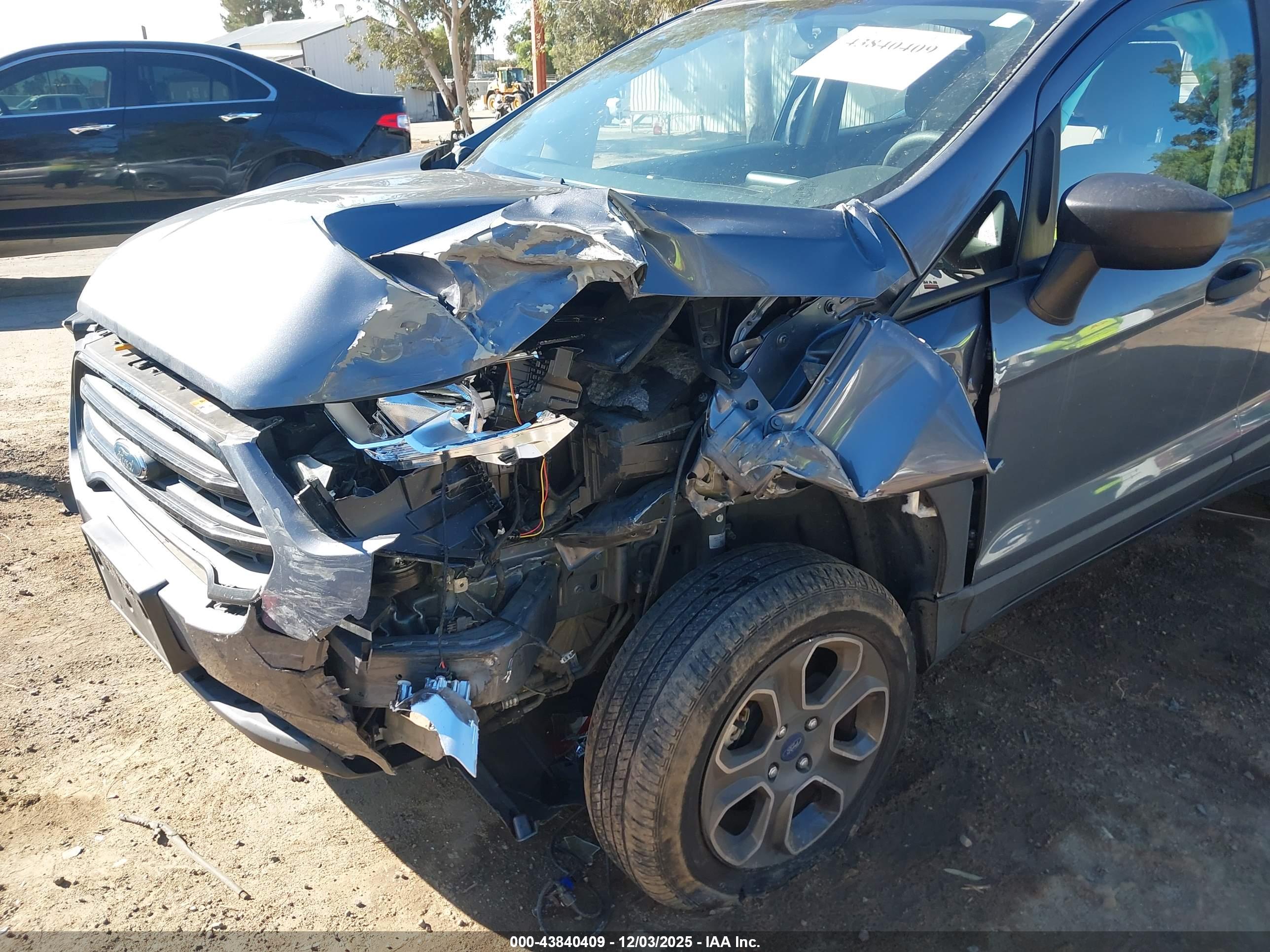 FORD ECOSPORT image 6