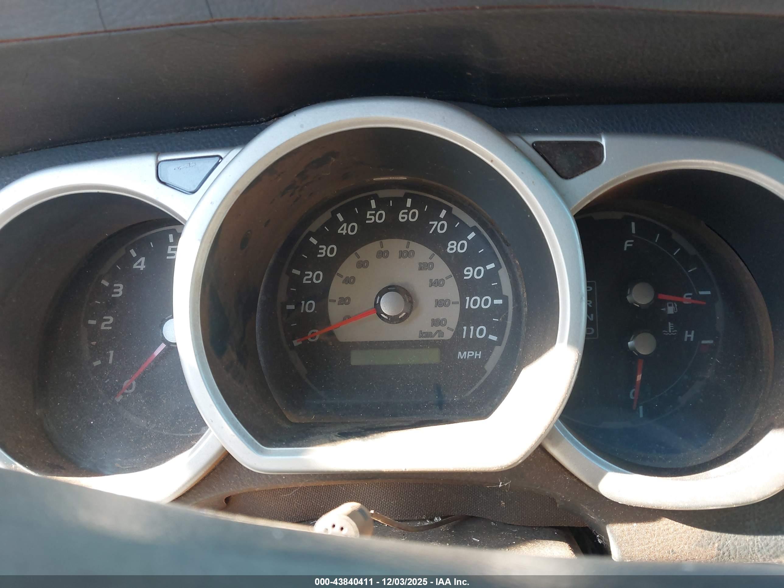 TOYOTA 4RUNNER image 7