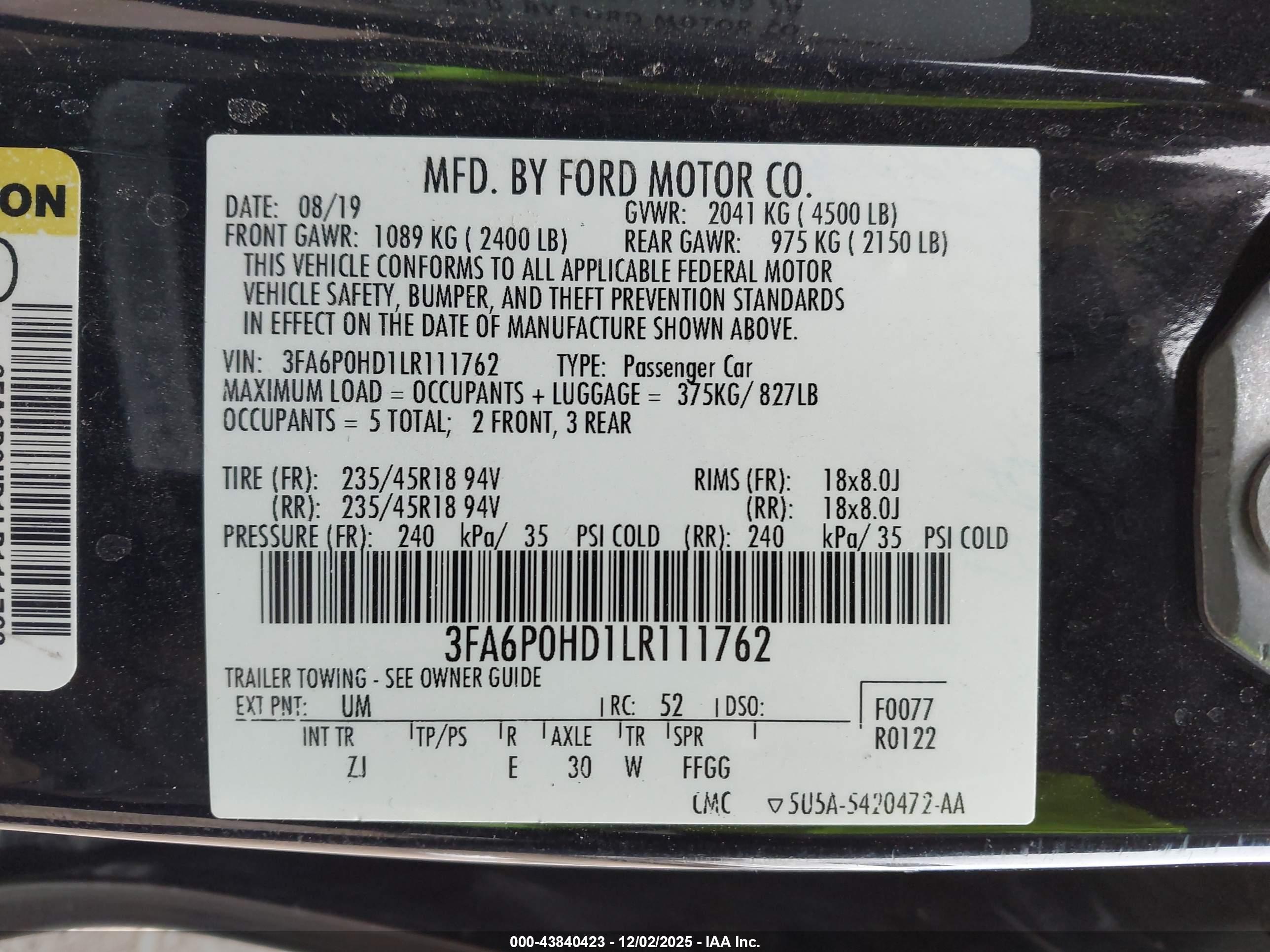 FORD FUSION image 9