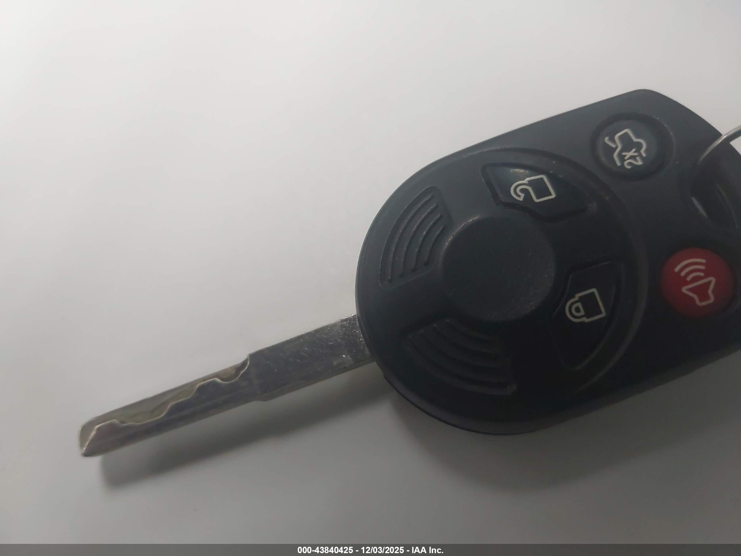 FORD FOCUS image 11