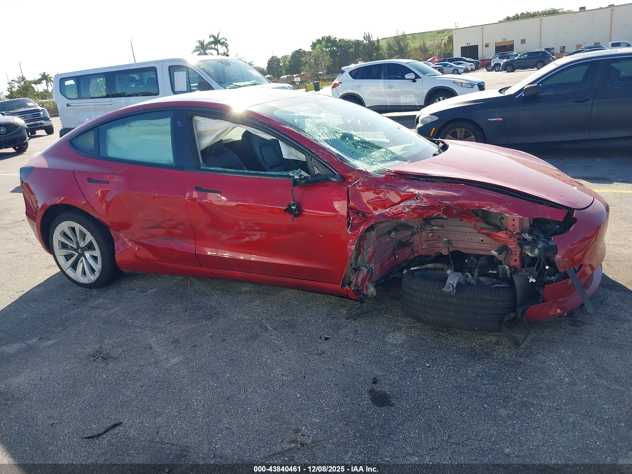 TESLA MODEL image 6