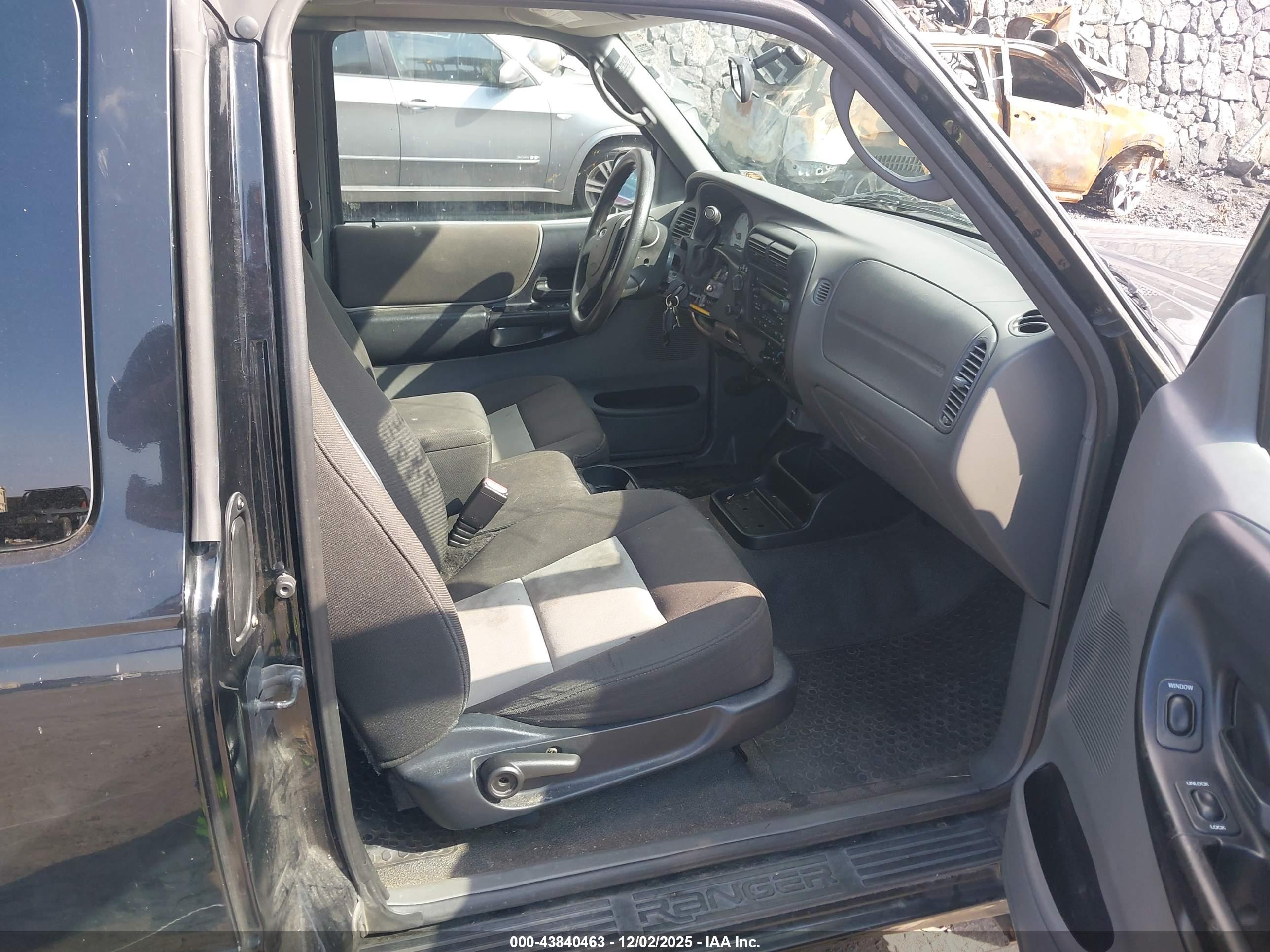 FORD RANGER image 5