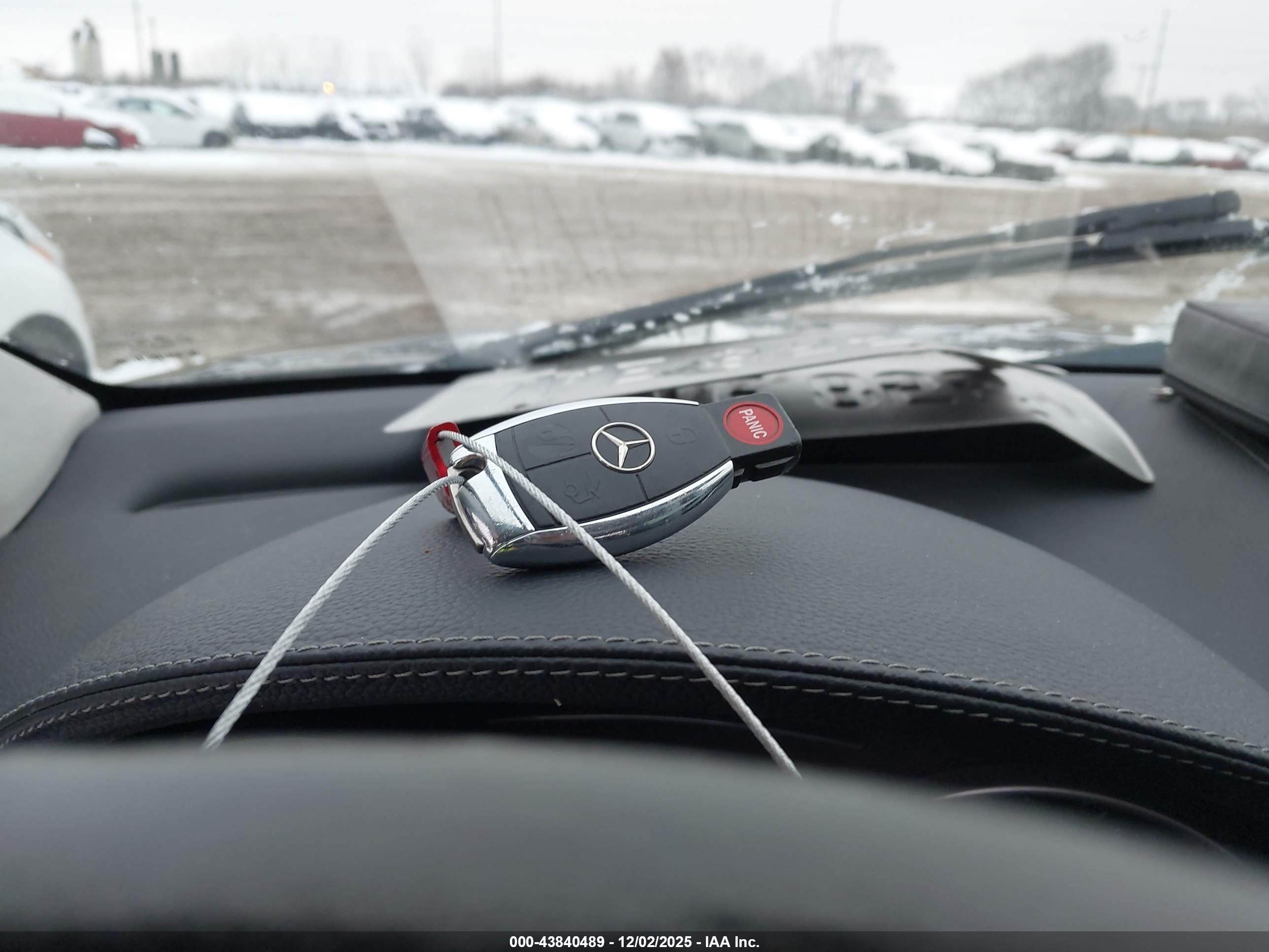 MERCEDES-BENZ GL image 11