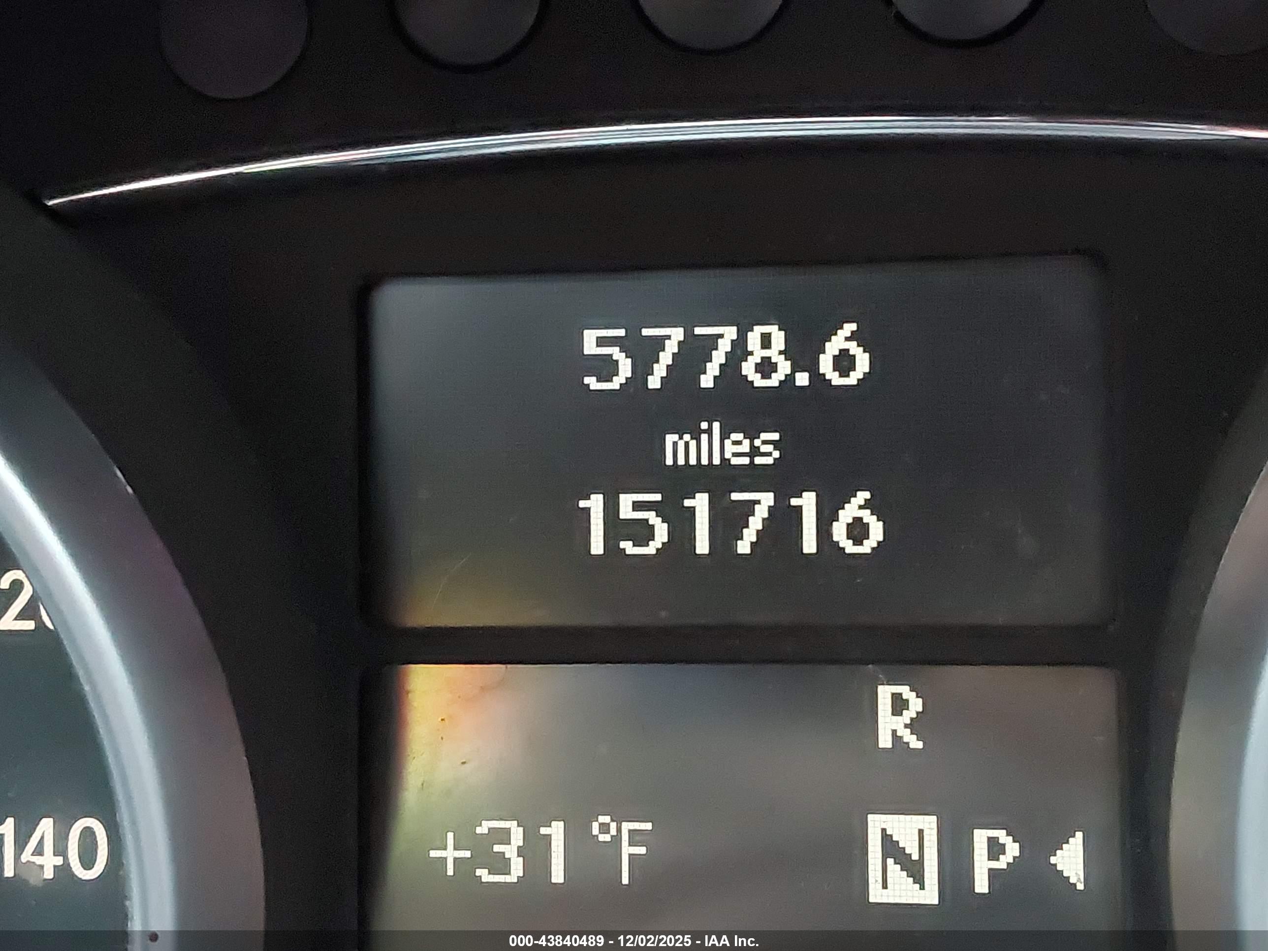 MERCEDES-BENZ GL image 7