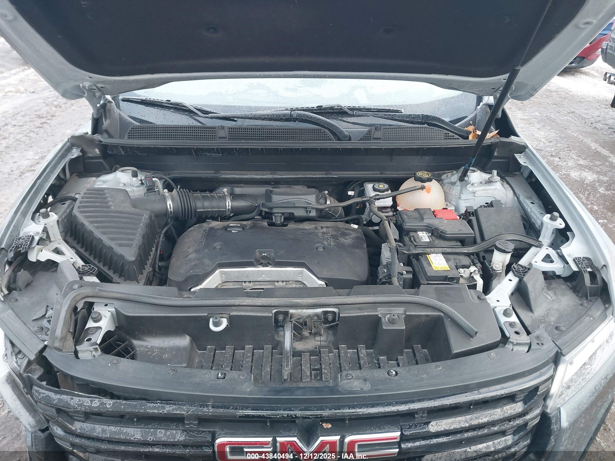 GMC ACADIA image 10