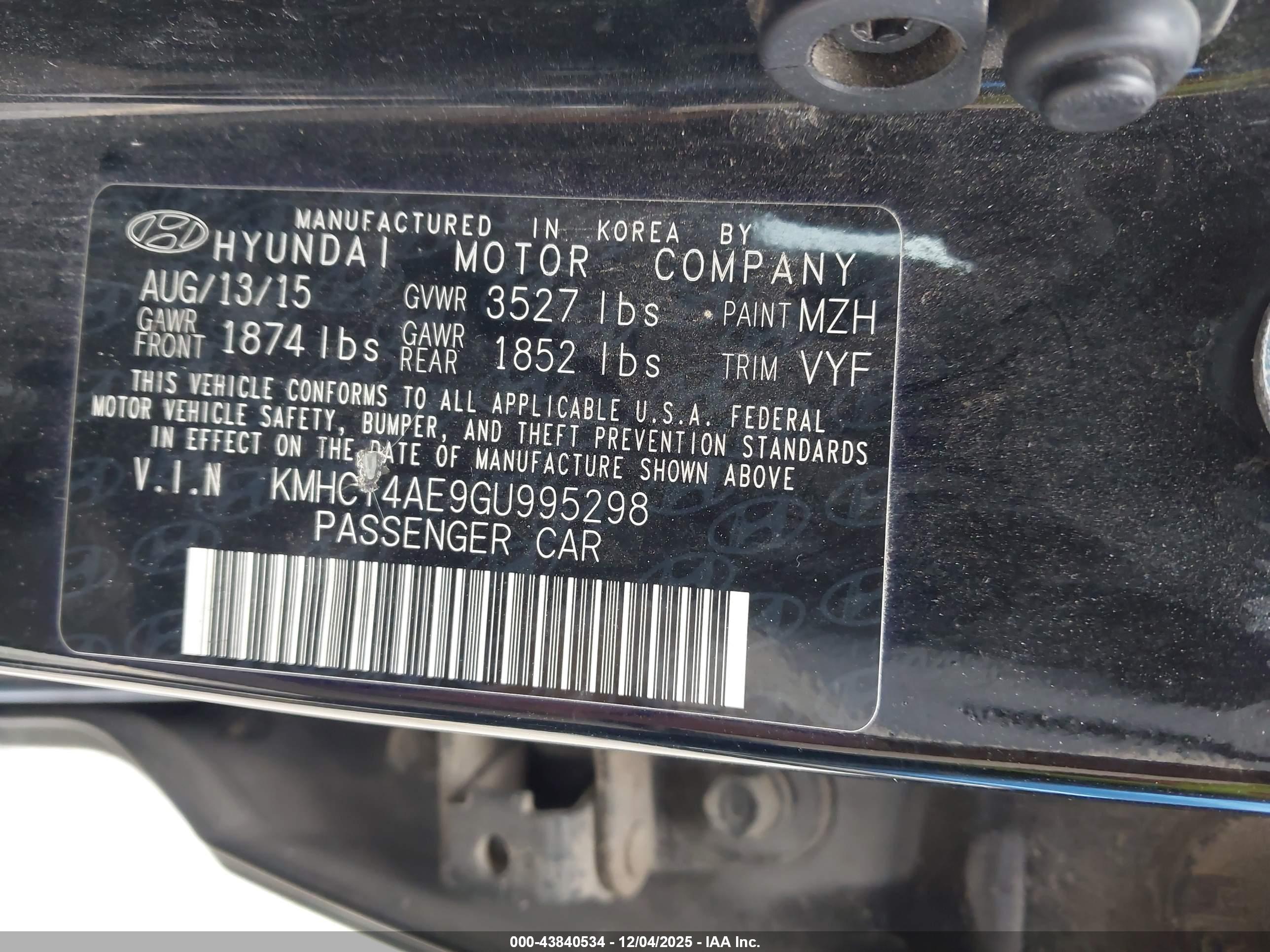 HYUNDAI ACCENT image 9
