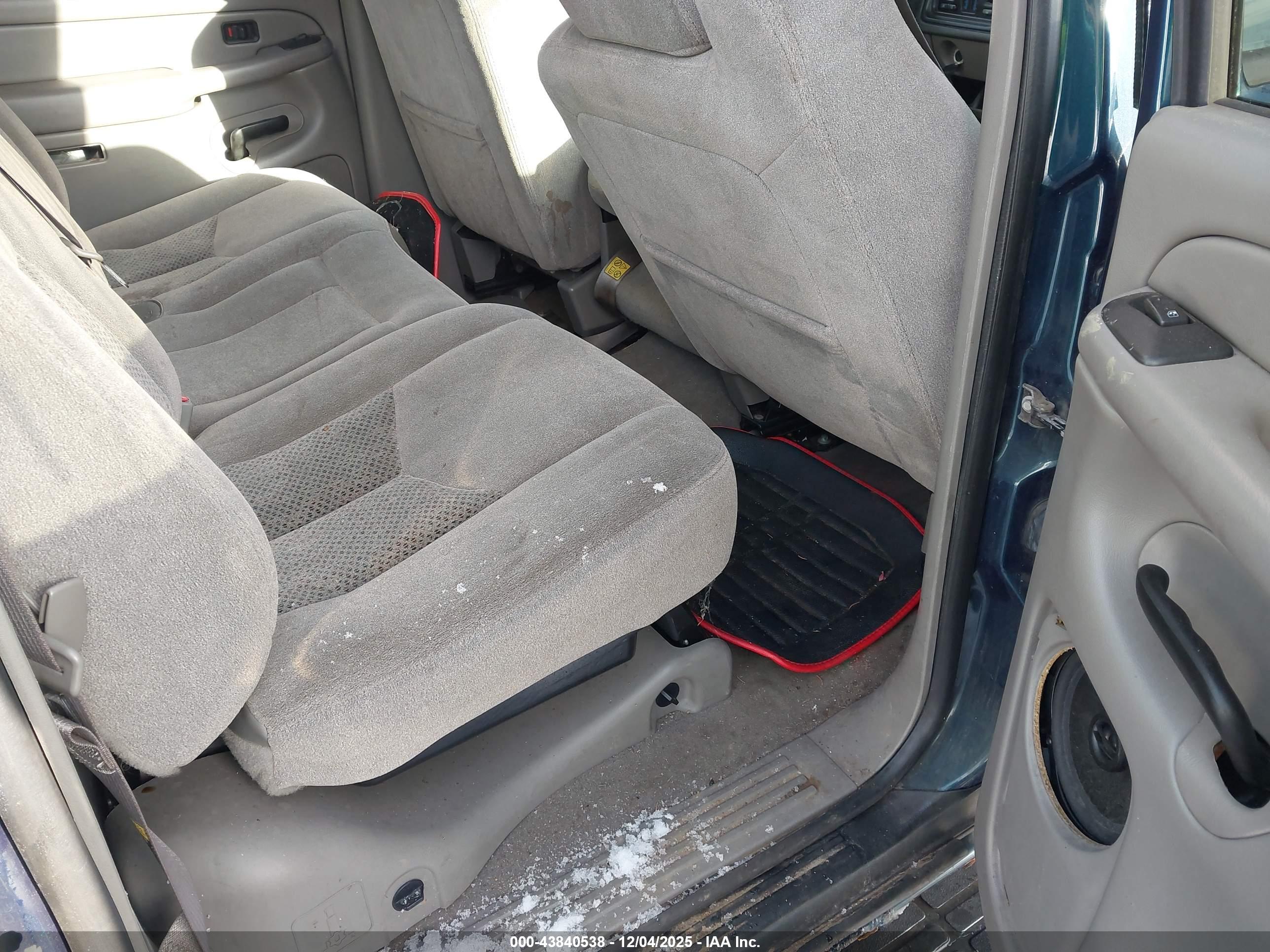 CHEVROLET AVALANCHE image 8