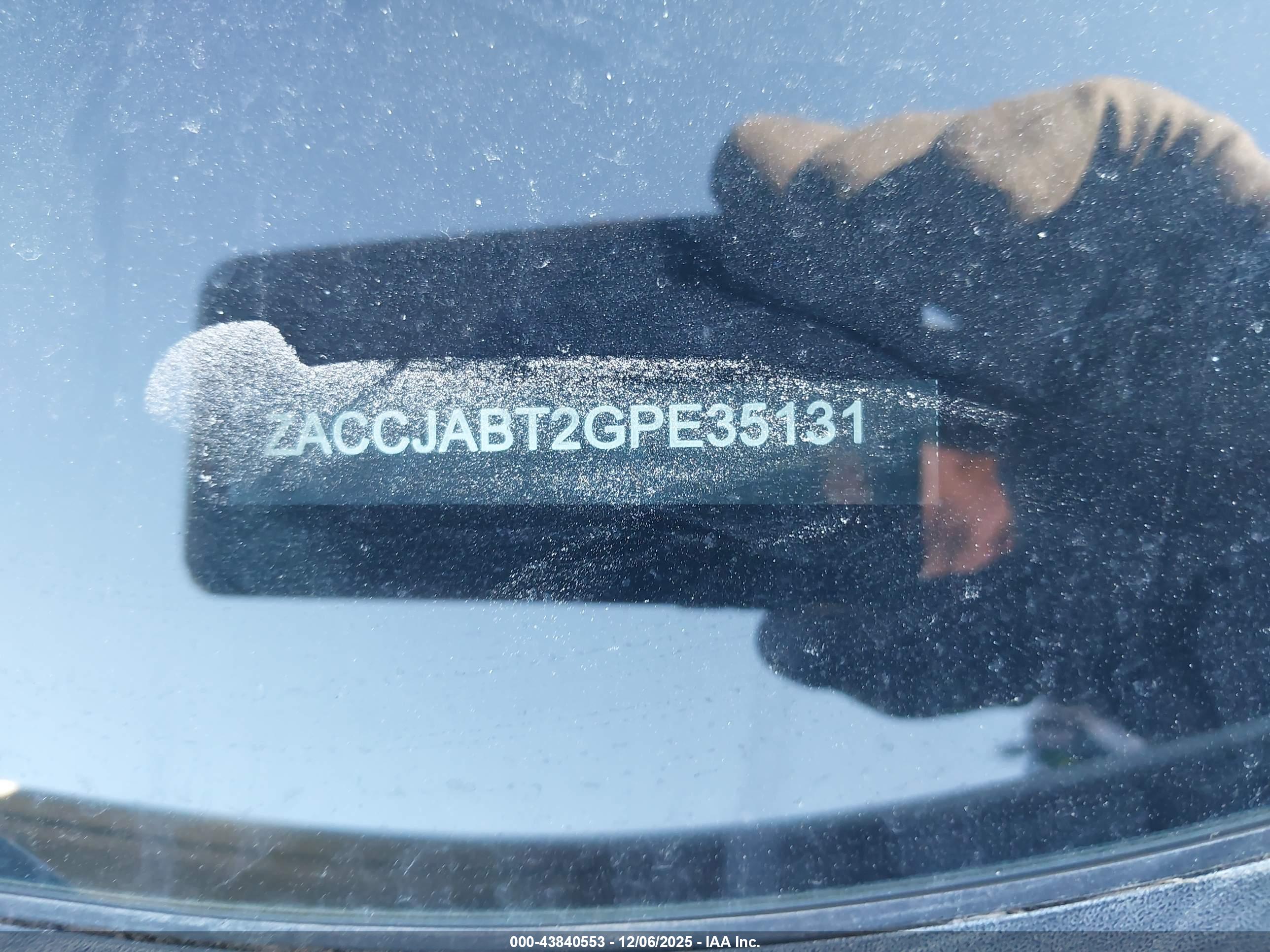 JEEP RENEGADE image 9