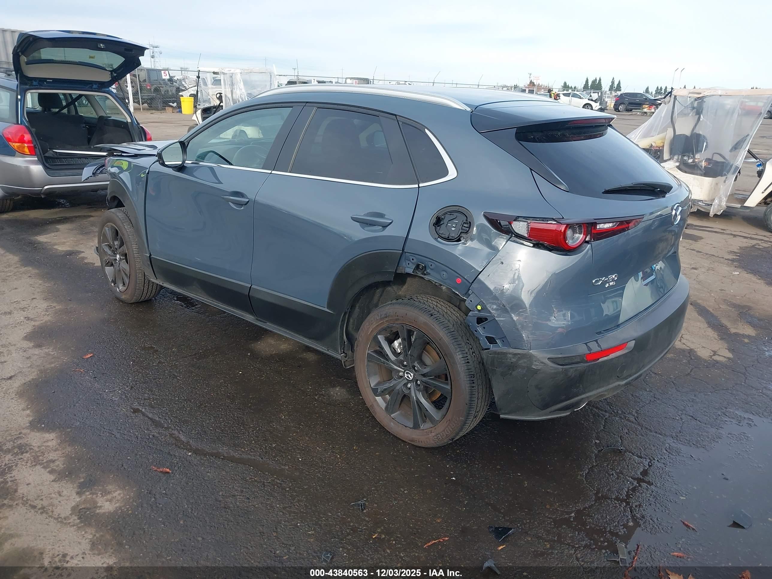 MAZDA CX-30 image 3