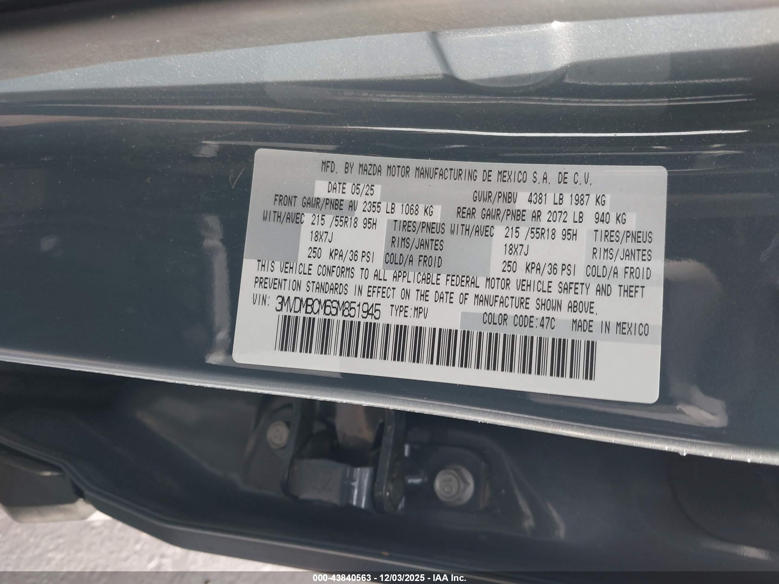 MAZDA CX-30 image 9