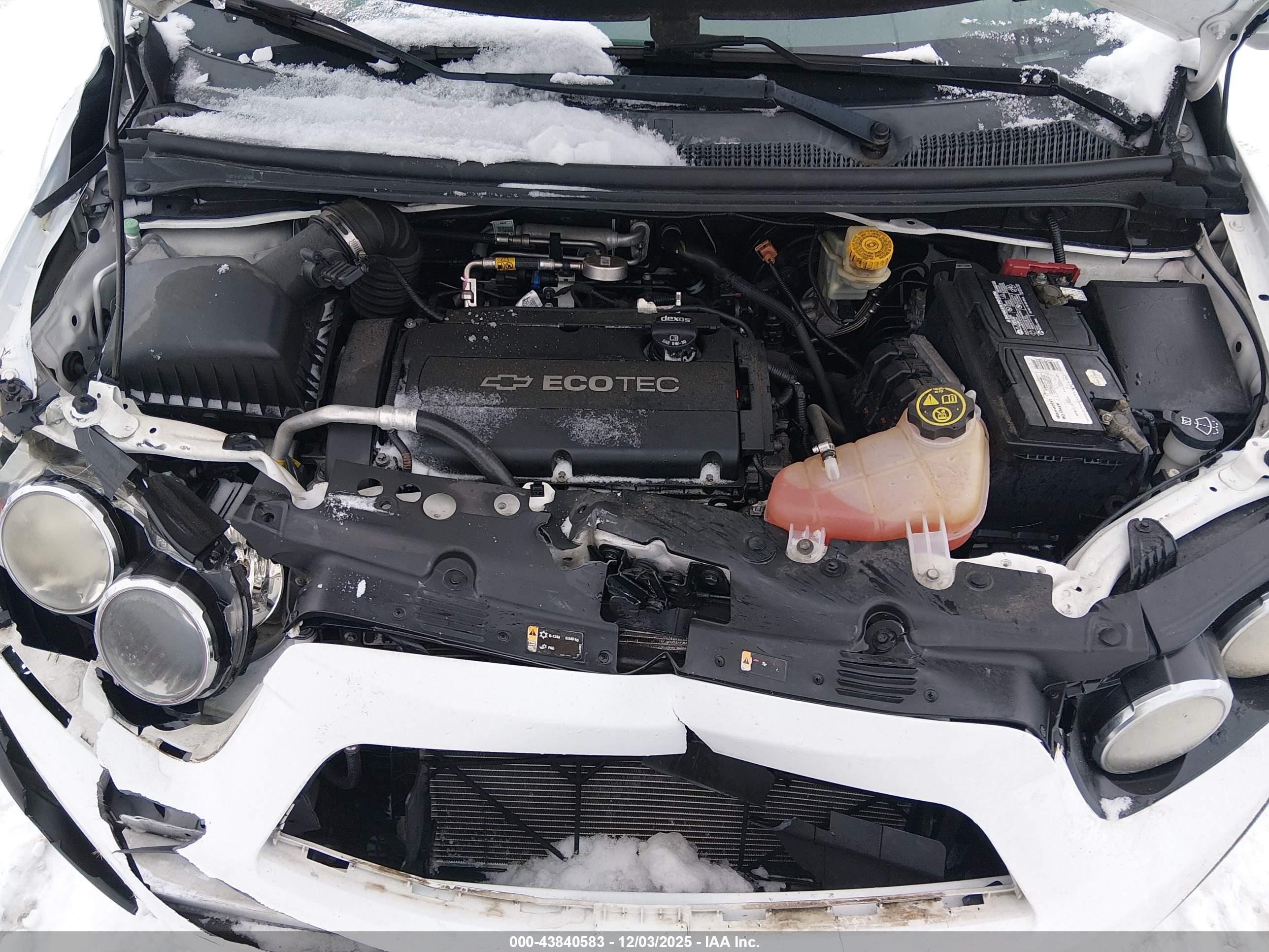 CHEVROLET SONIC image 10