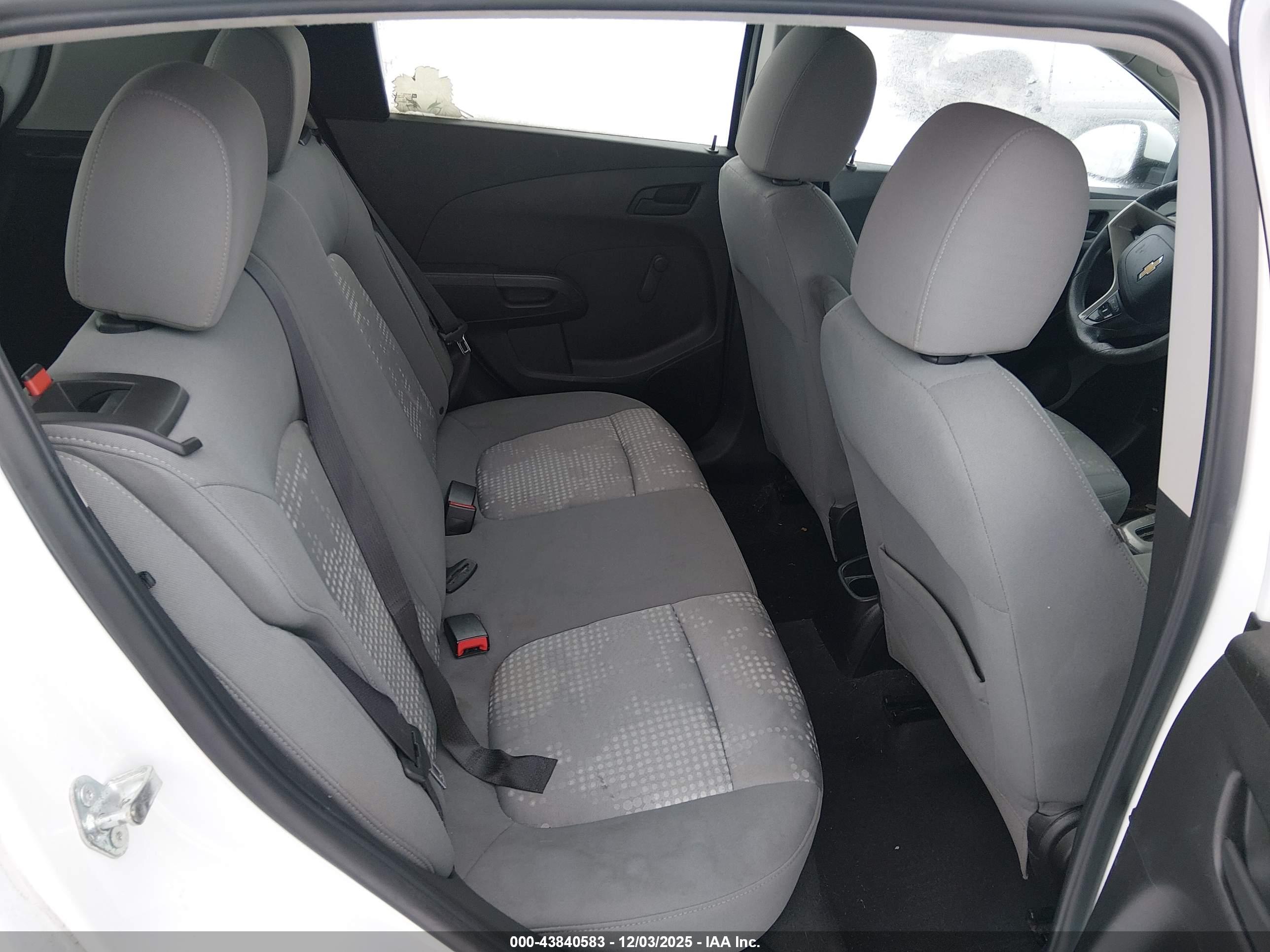 CHEVROLET SONIC image 8