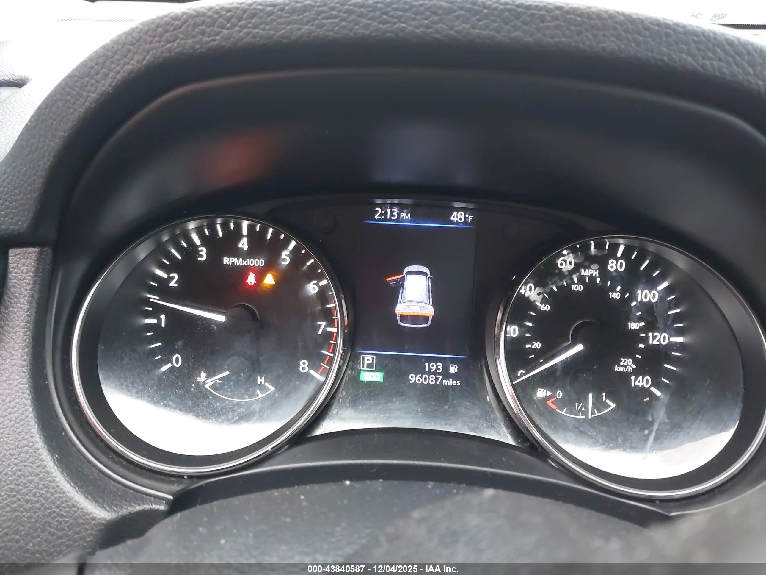 NISSAN ROGUE image 7