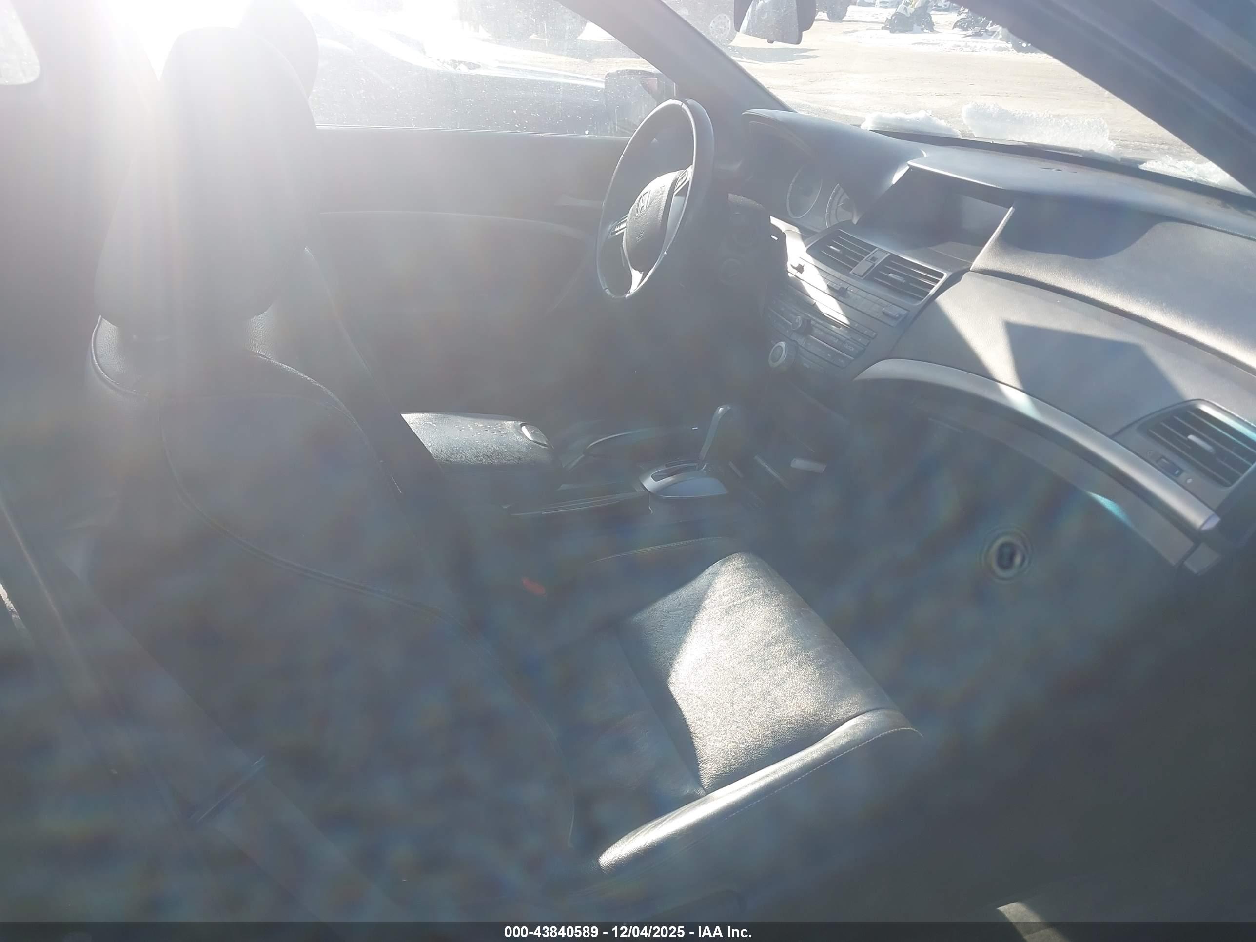 HONDA ACCORD image 5