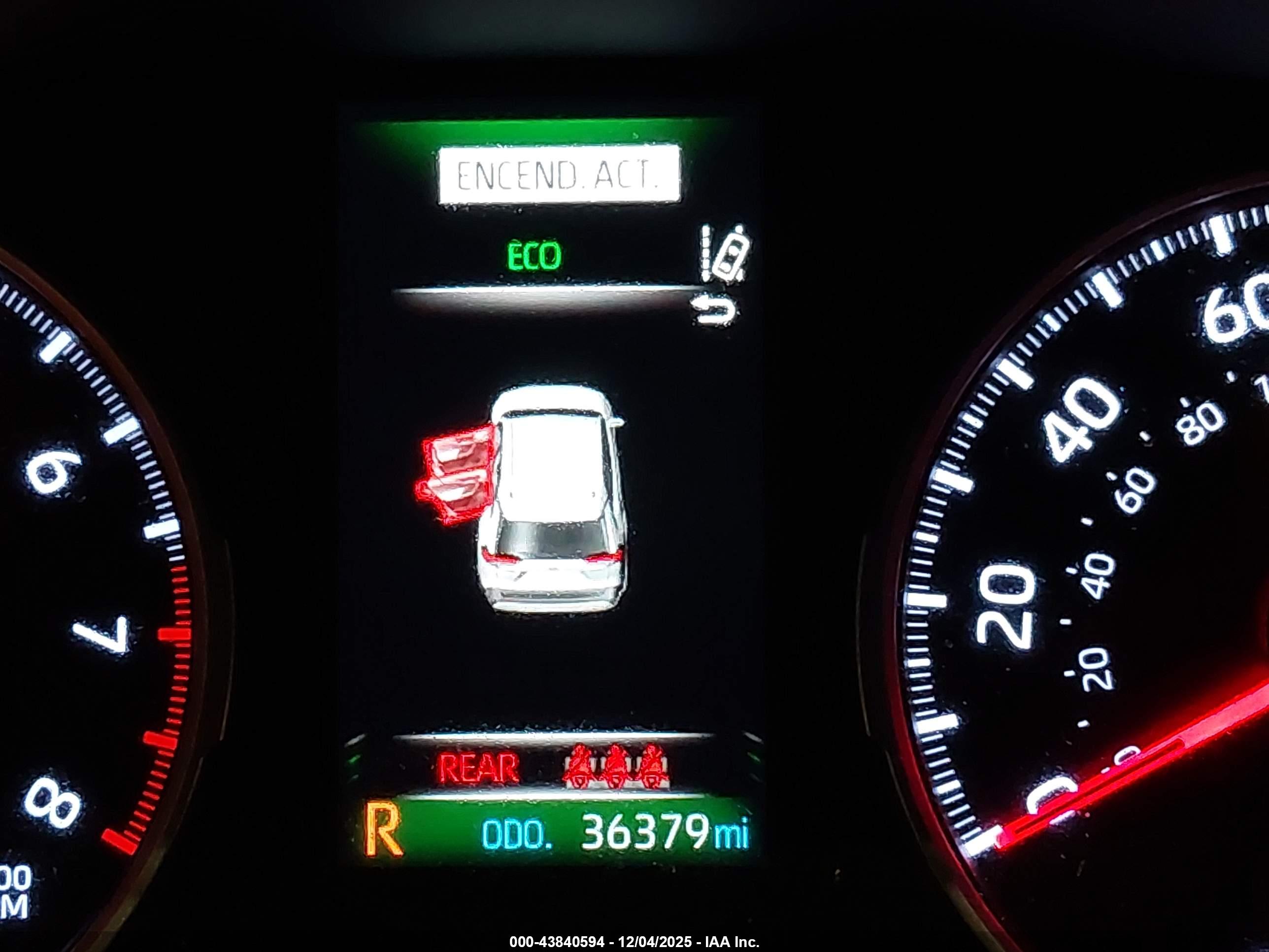TOYOTA RAV4 image 7