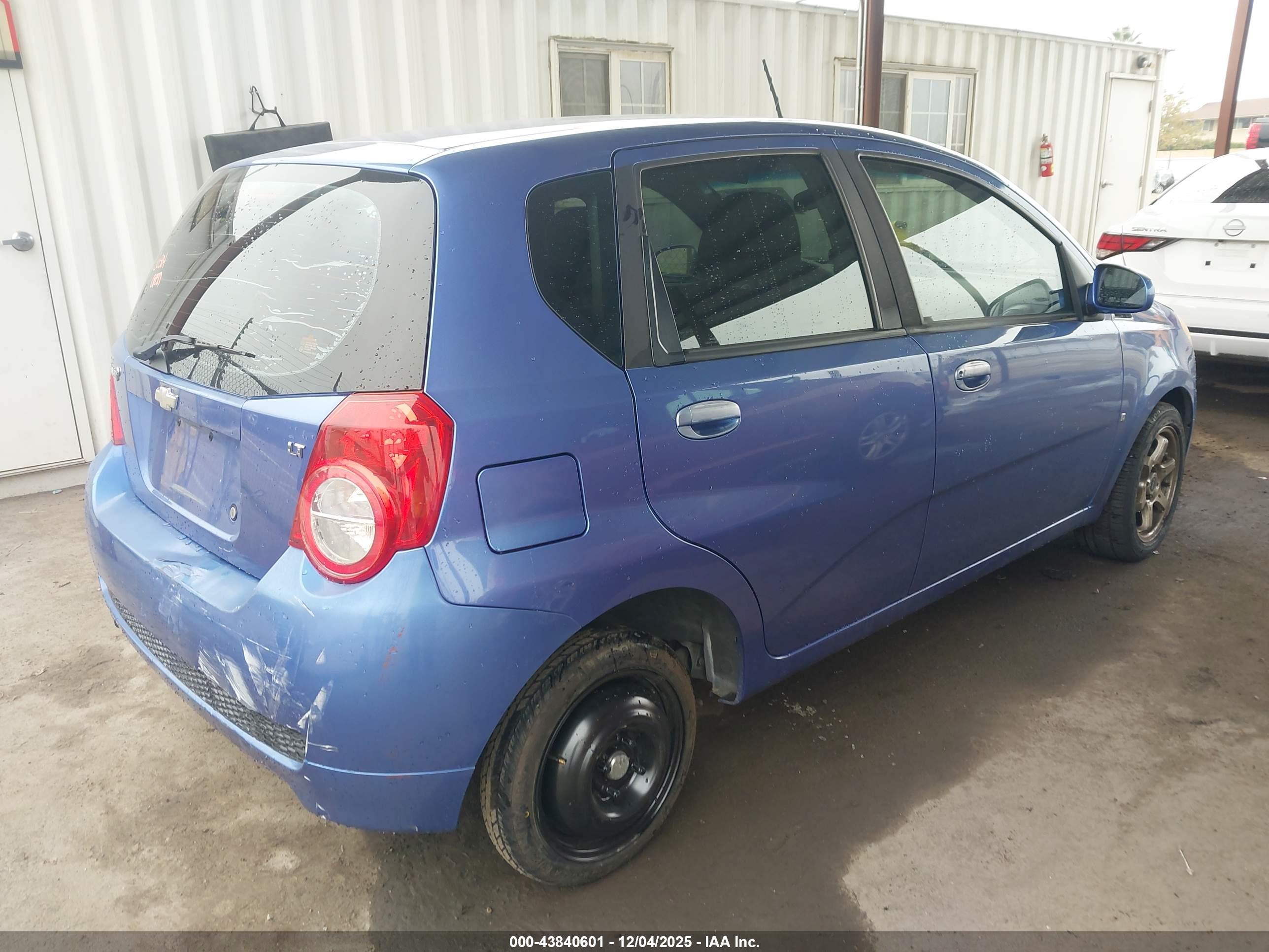 CHEVROLET AVEO image 4